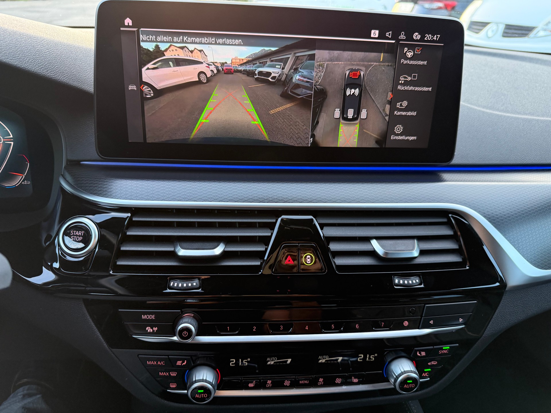 BMW 530i xDrive SAG Touring-image-23