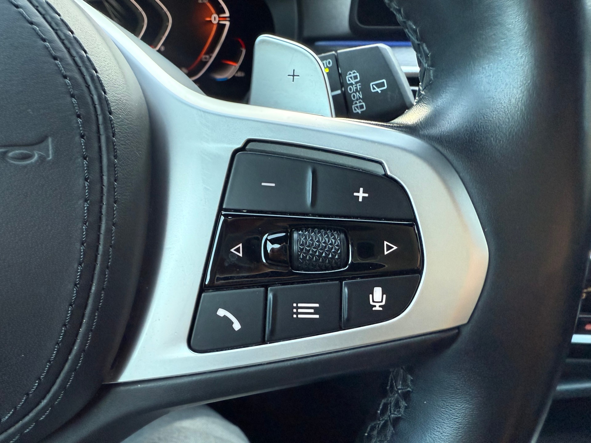 BMW 530i xDrive SAG Touring-image-26