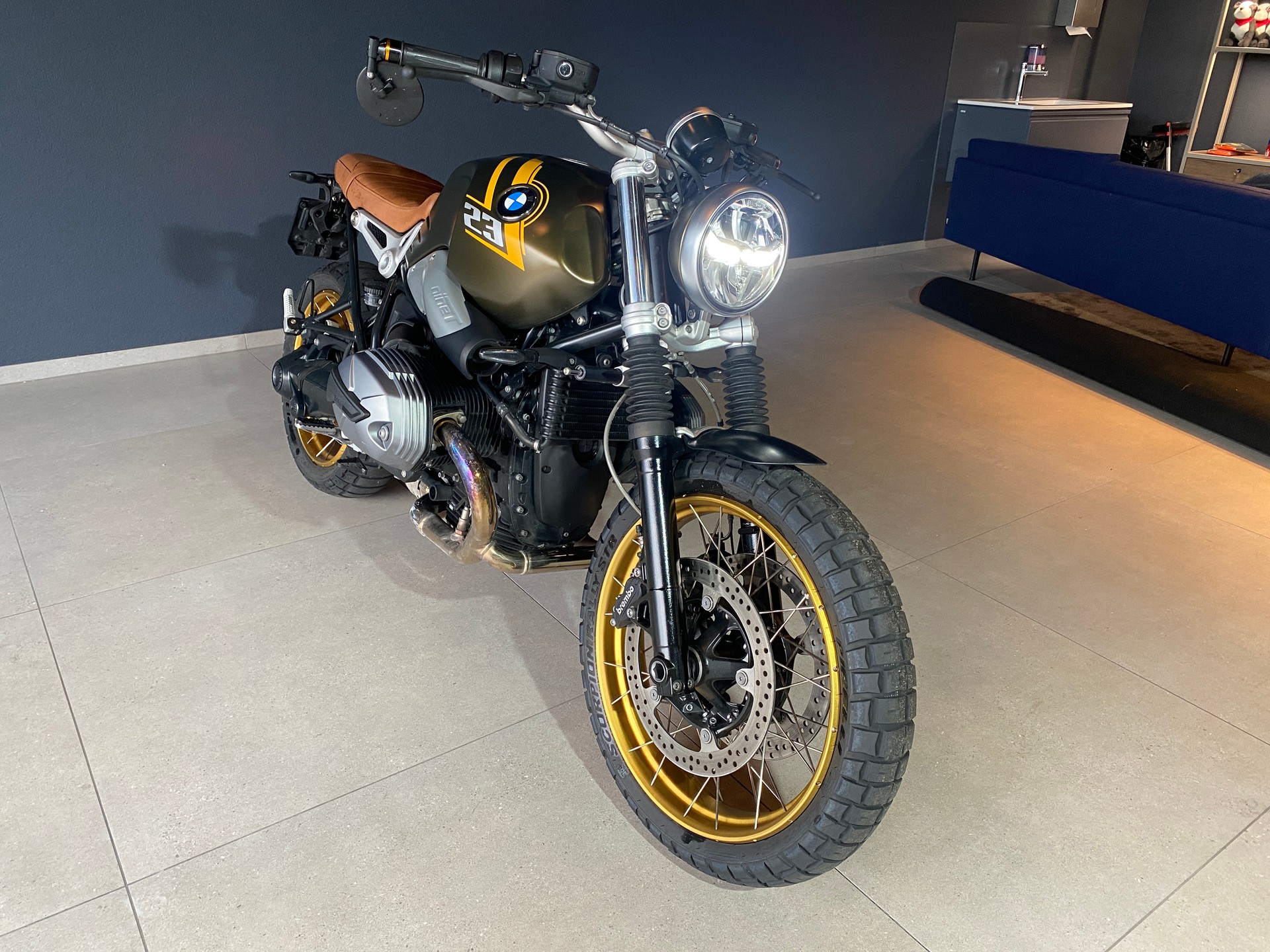 BMW R nineT Scrambler-image-2