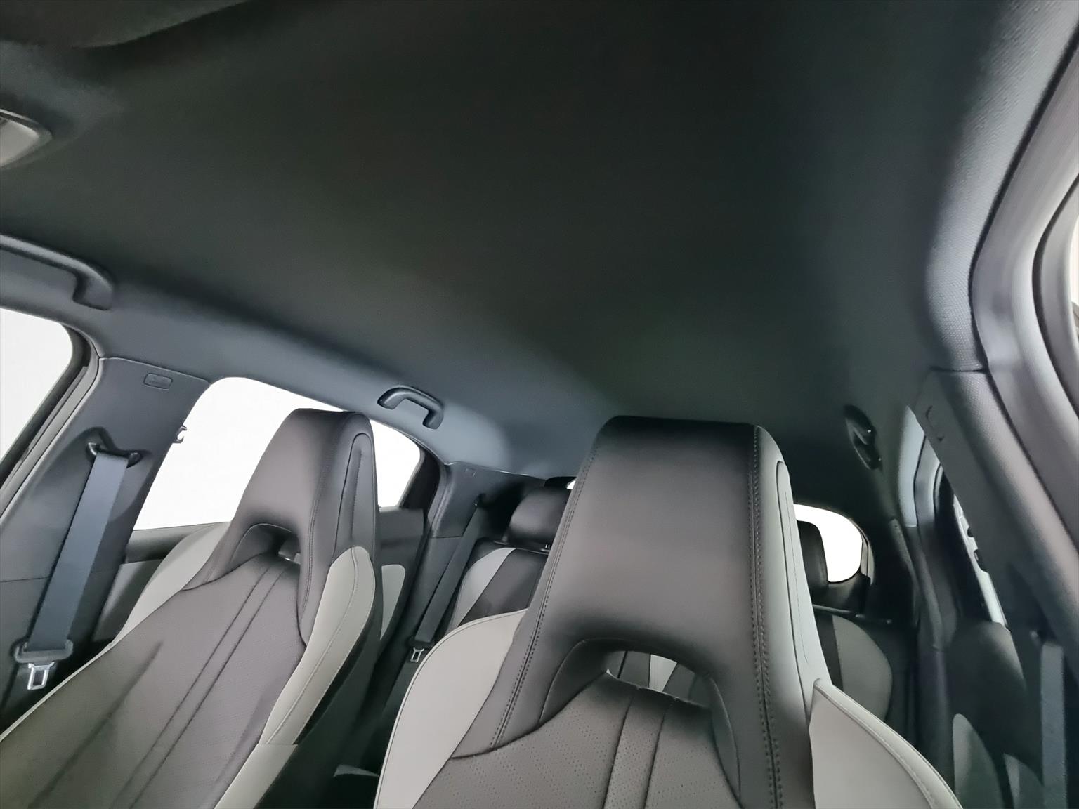 BYD Dolphin Surf 43 kWh Boost-image-12