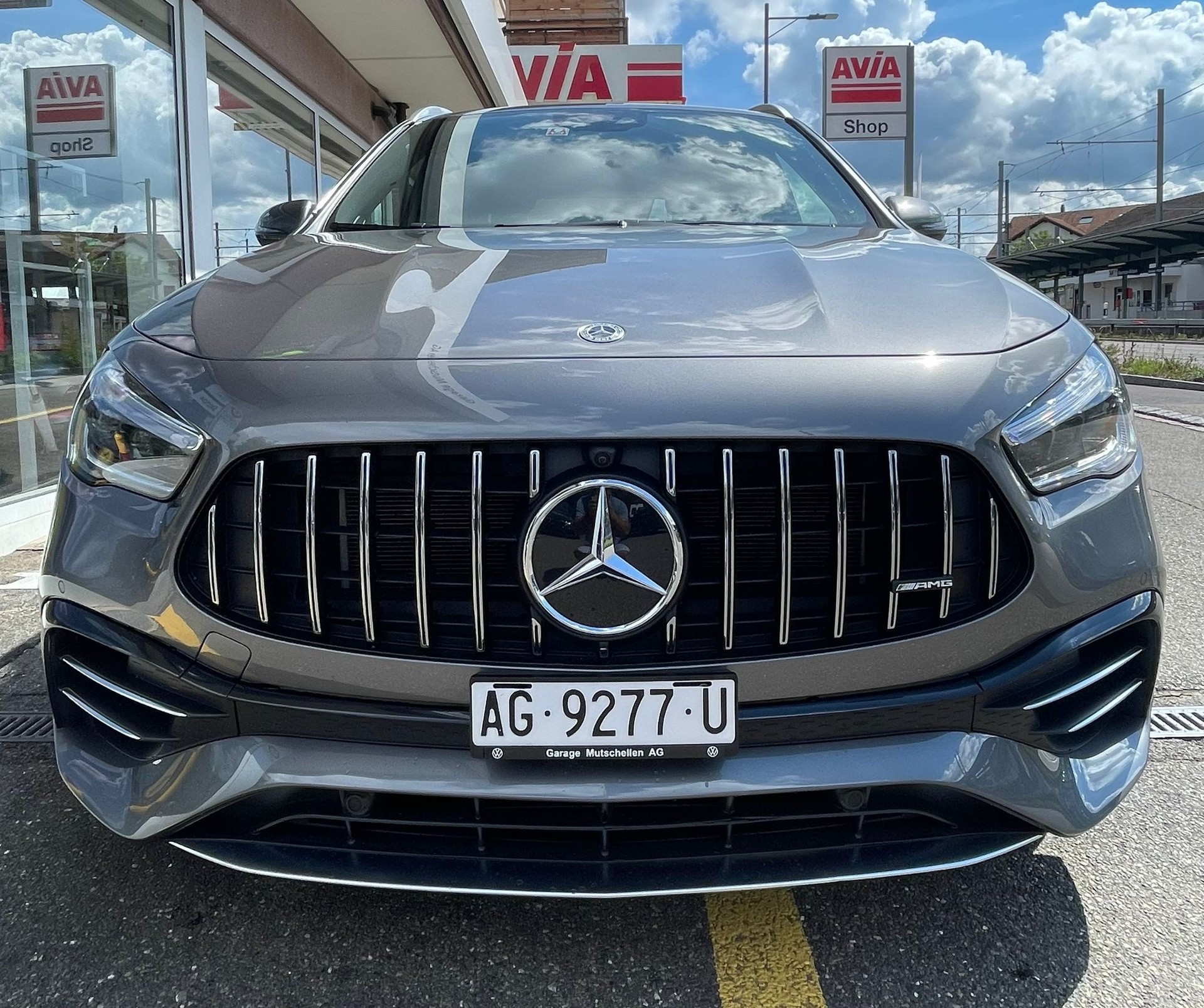 MERCEDES-BENZ Facelift GLA 45 4MATIC+ | Premium-Paket | Burmester | 360° | MULTIBEAM LED | 20" AMG | Memory | AR Navigation-image-1