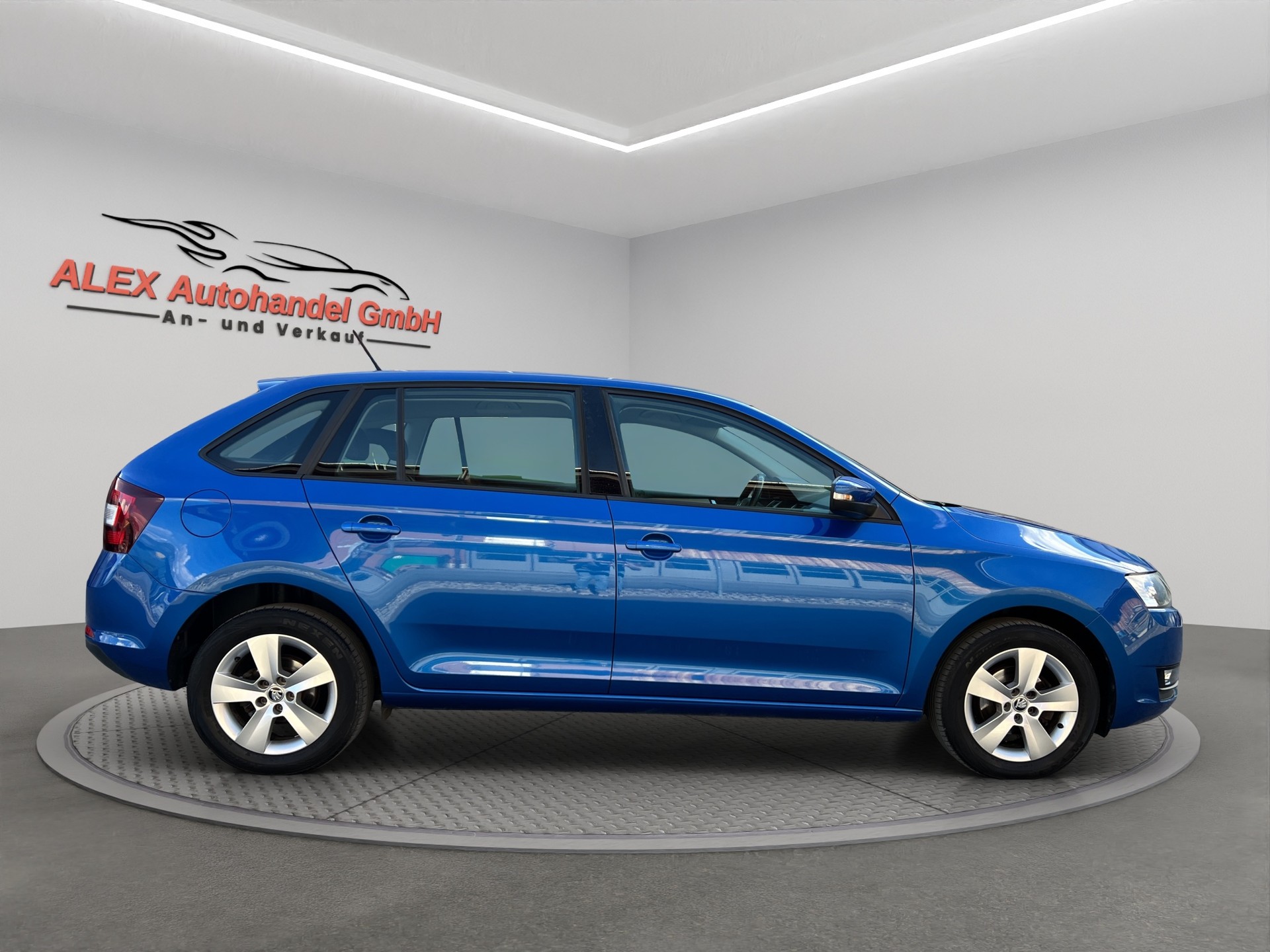 SKODA Rapid Spaceback 1.0 TSI Ambition-image-7