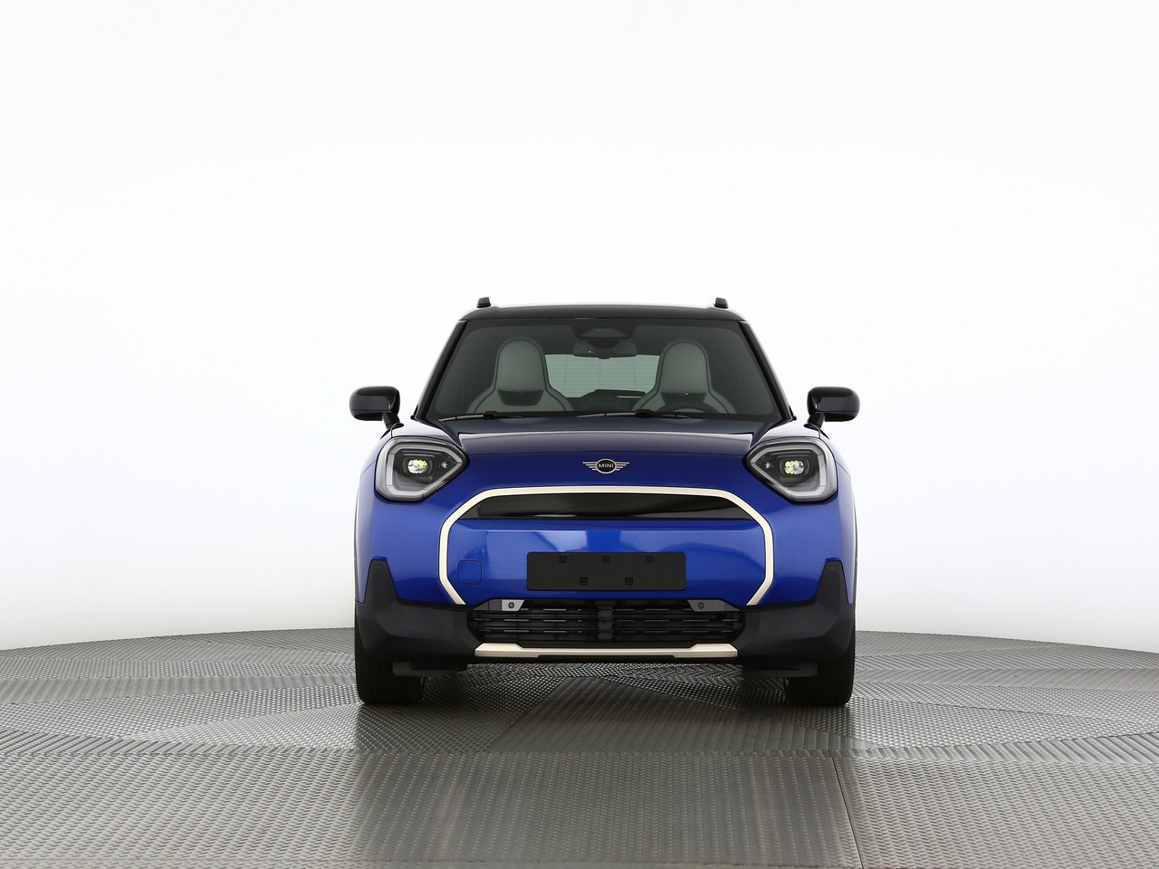MINI Aceman E-image-4
