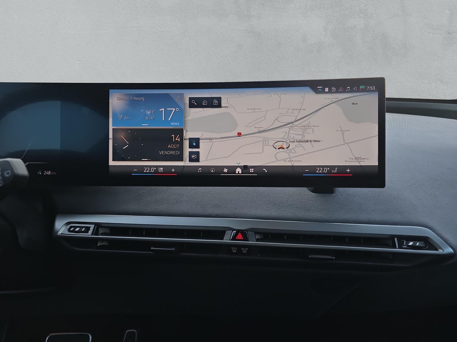 BMW iX xDrive60 M Sport Pro (CH) AHK 2.5T ** Action de Leasing à 0.9% **-image-18