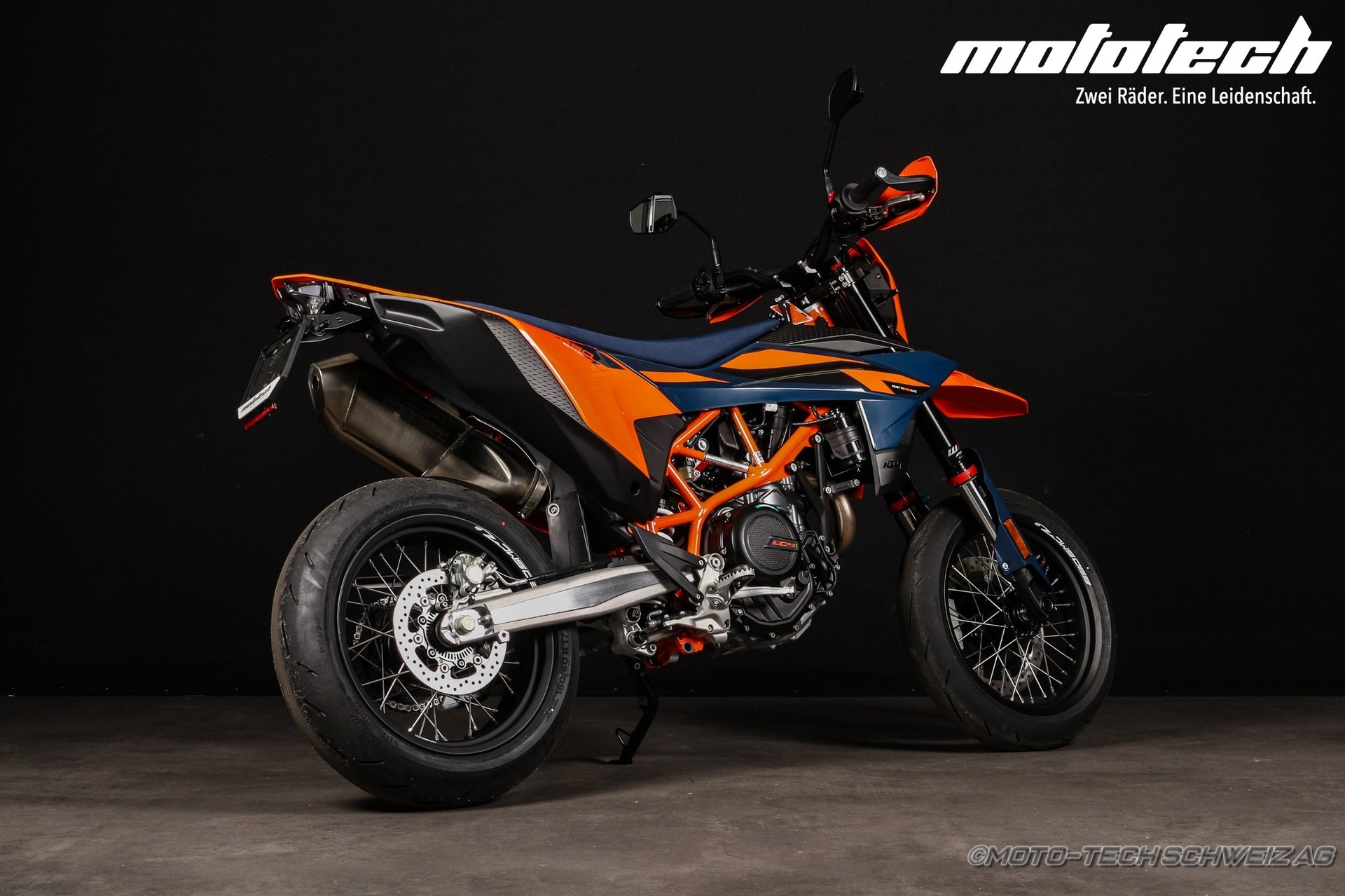 KTM 690 SMC R ABS (57/35kW)-image-1