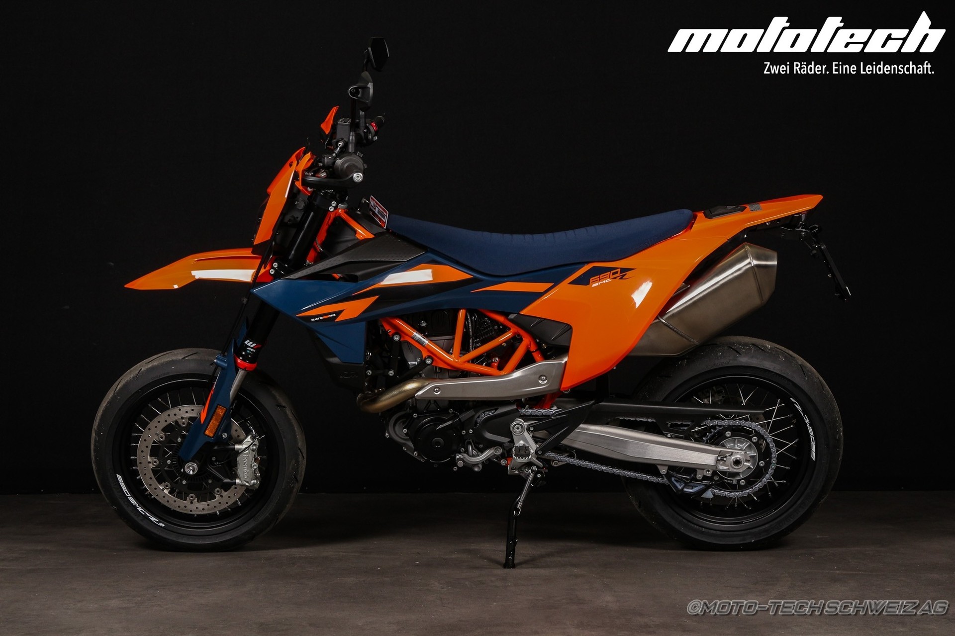 KTM 690 SMC R ABS (57/35kW)-image-3