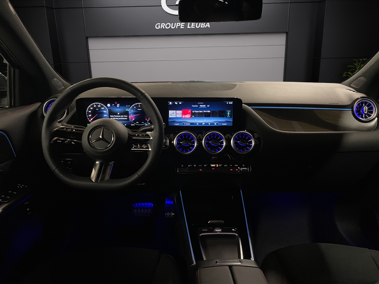 MERCEDES-BENZ GLA 250 4Matic 8G-DCT Swiss Star-image-11