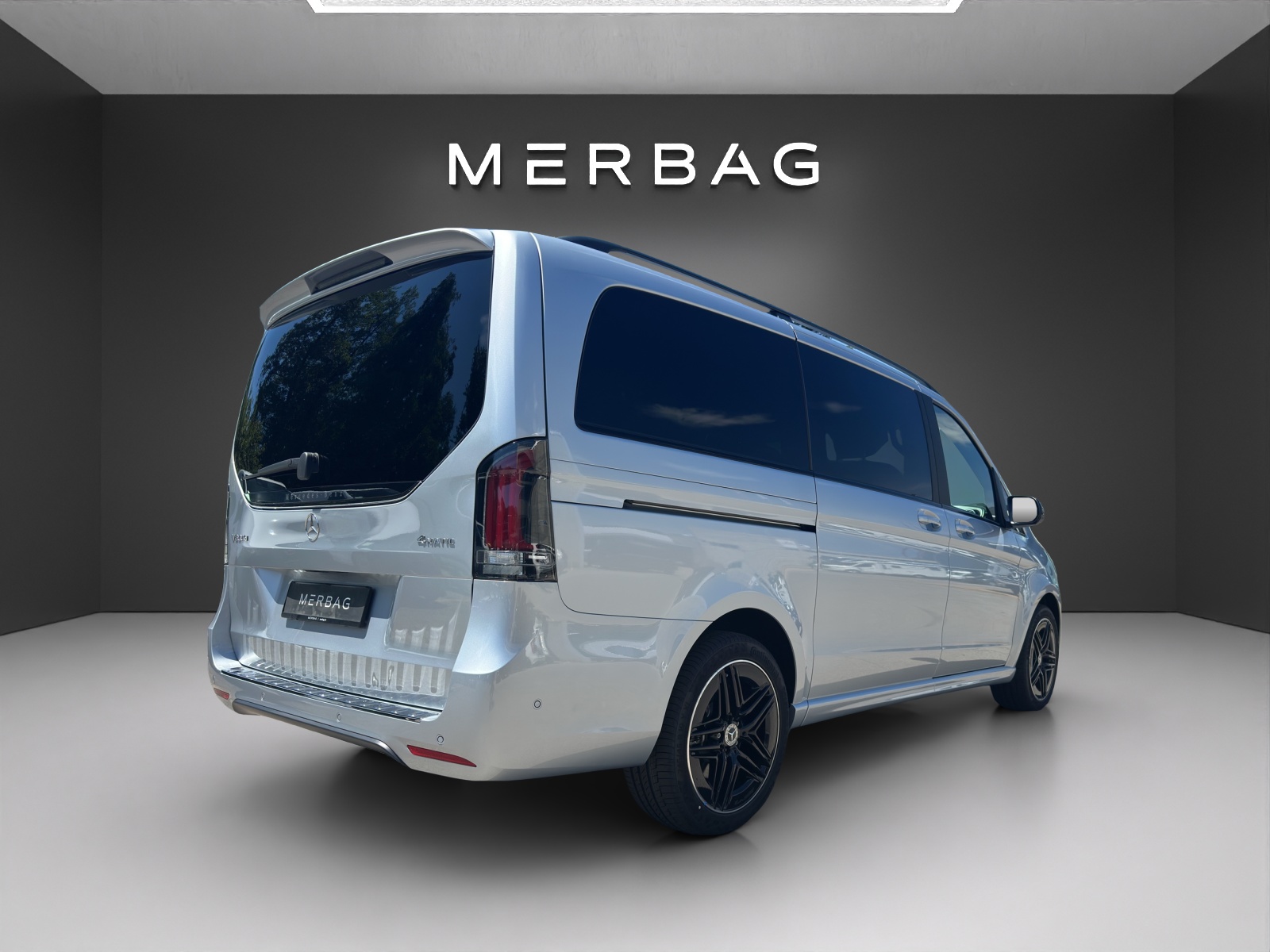 MERCEDES-BENZ V 300 d lang 4Matic Exclusive 9G-Tronic-image-1