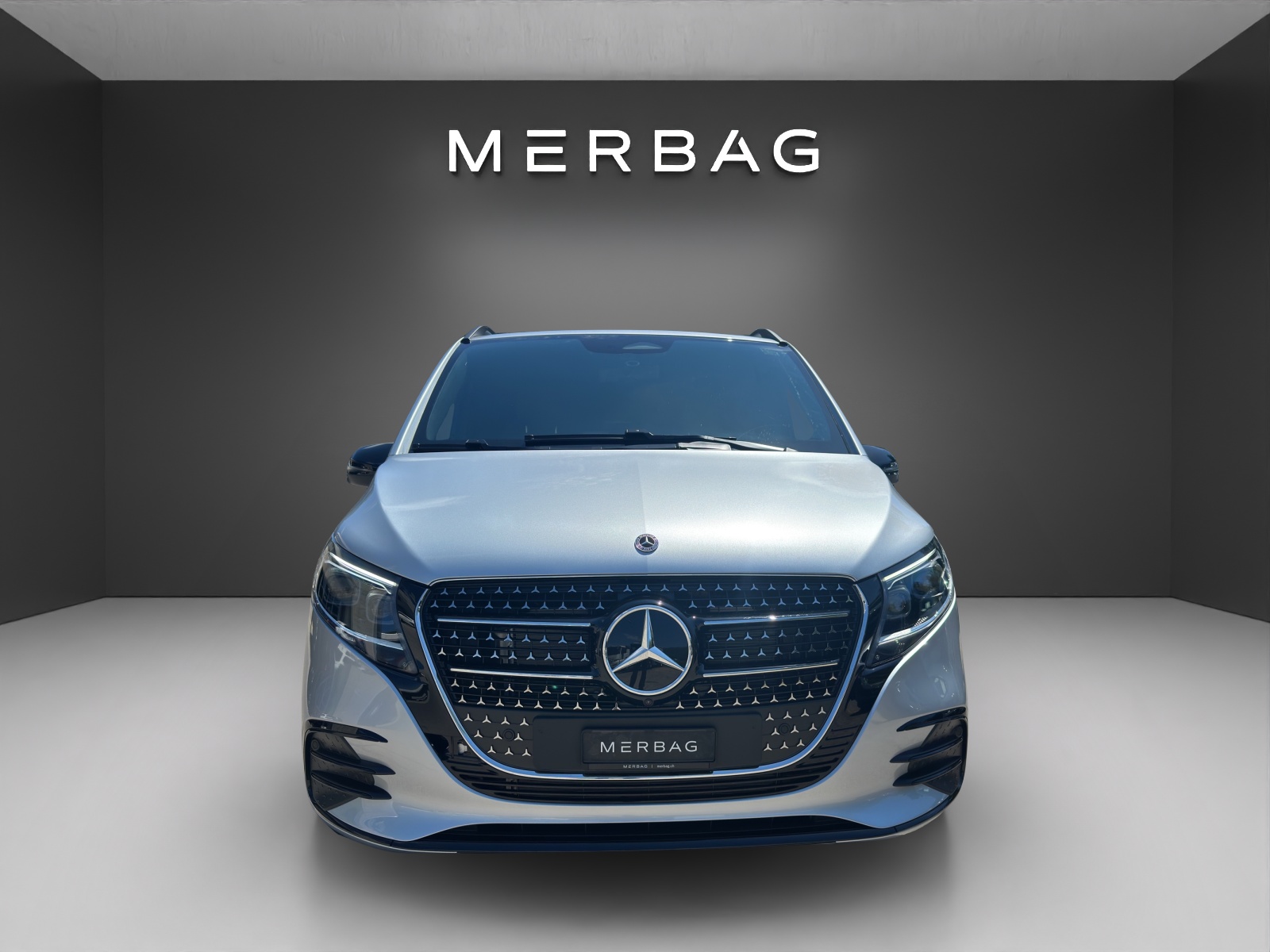 MERCEDES-BENZ V 300 d lang 4Matic Exclusive 9G-Tronic-image-2