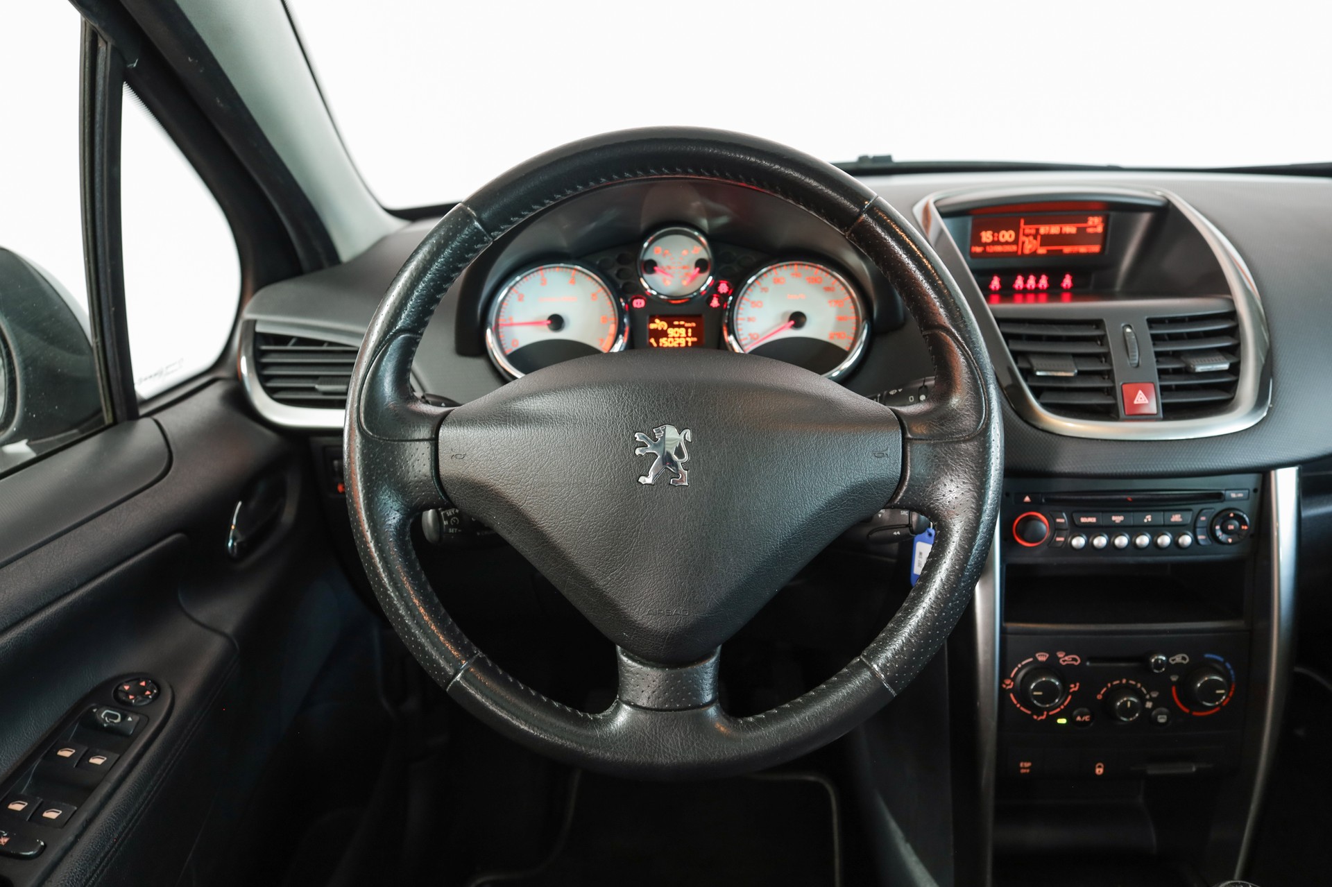 PEUGEOT 207 SW 1.6 16V Allure-image-8