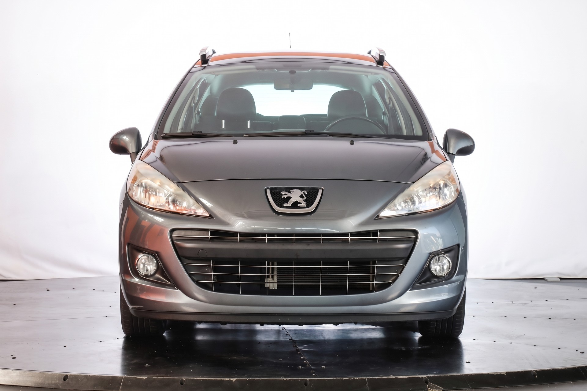 PEUGEOT 207 SW 1.6 16V Allure-showroom-element-1
