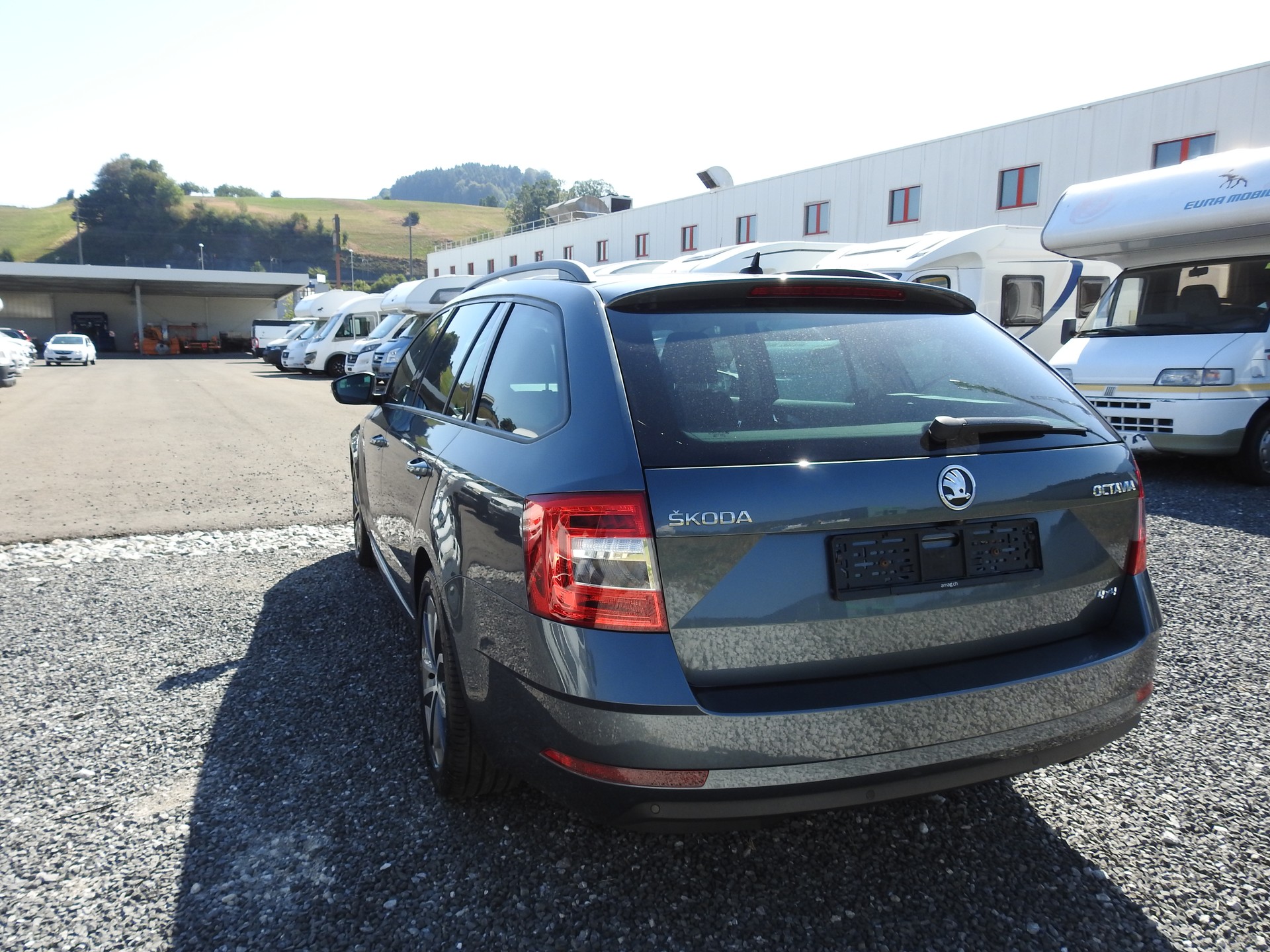 SKODA Octavia Combi 2.0 TDI Soleil 4x4 DSG-showroom-element-3