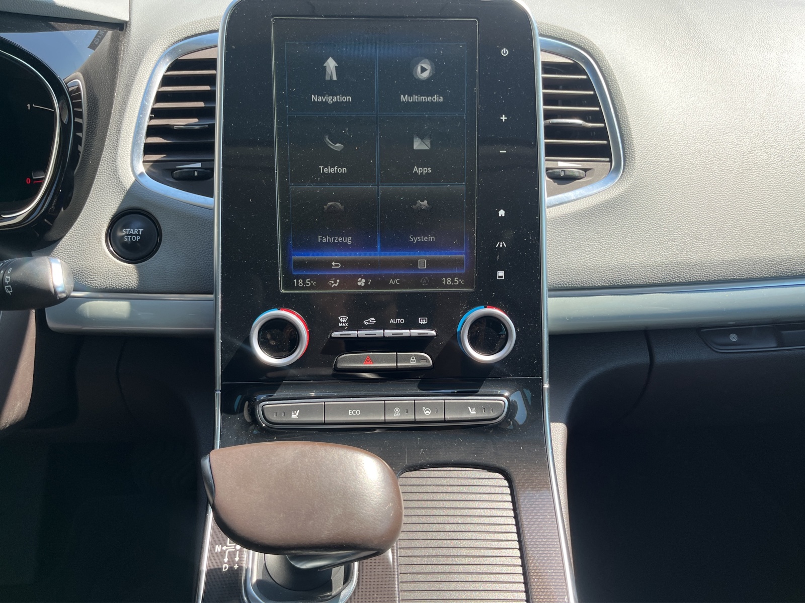 RENAULT Espace 1.6 dCi 160 Intens EDC-image-10