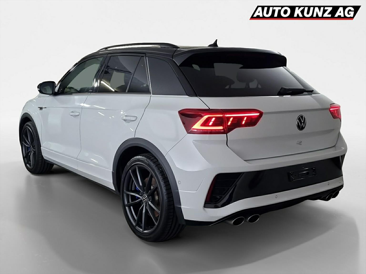 VW T-Roc 2.0 TSI R DSG 4Motion-showroom-element-1