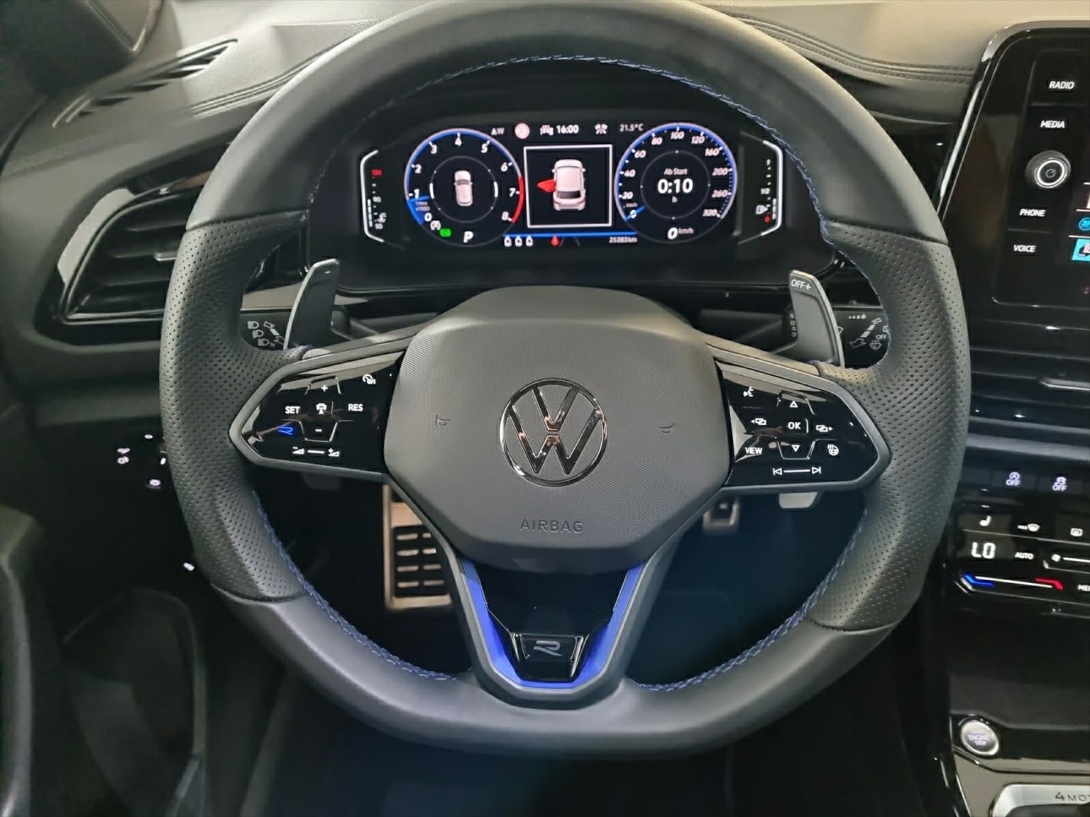 VW T-Roc 2.0 TSI R DSG 4Motion-image-9