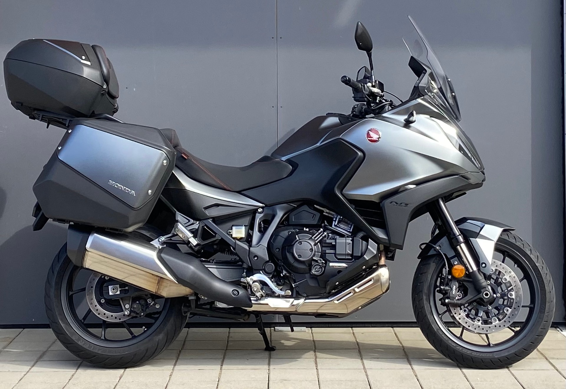 HONDA NT 1100 DCT-showroom-element-2