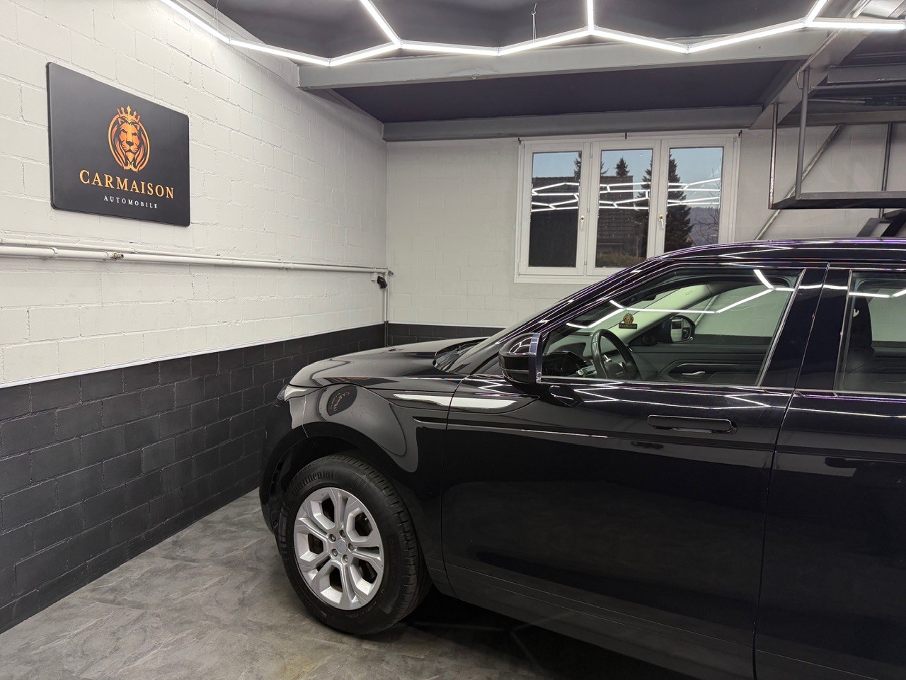 LAND ROVER Range Rover Evoque R-Dynamic D 180 S AT9-image-10