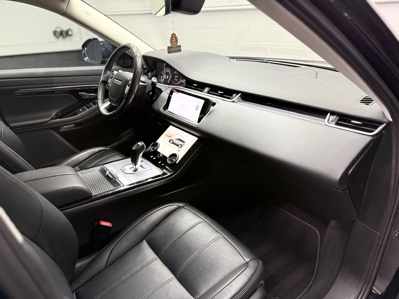 LAND ROVER Range Rover Evoque R-Dynamic D 180 S AT9-image-19