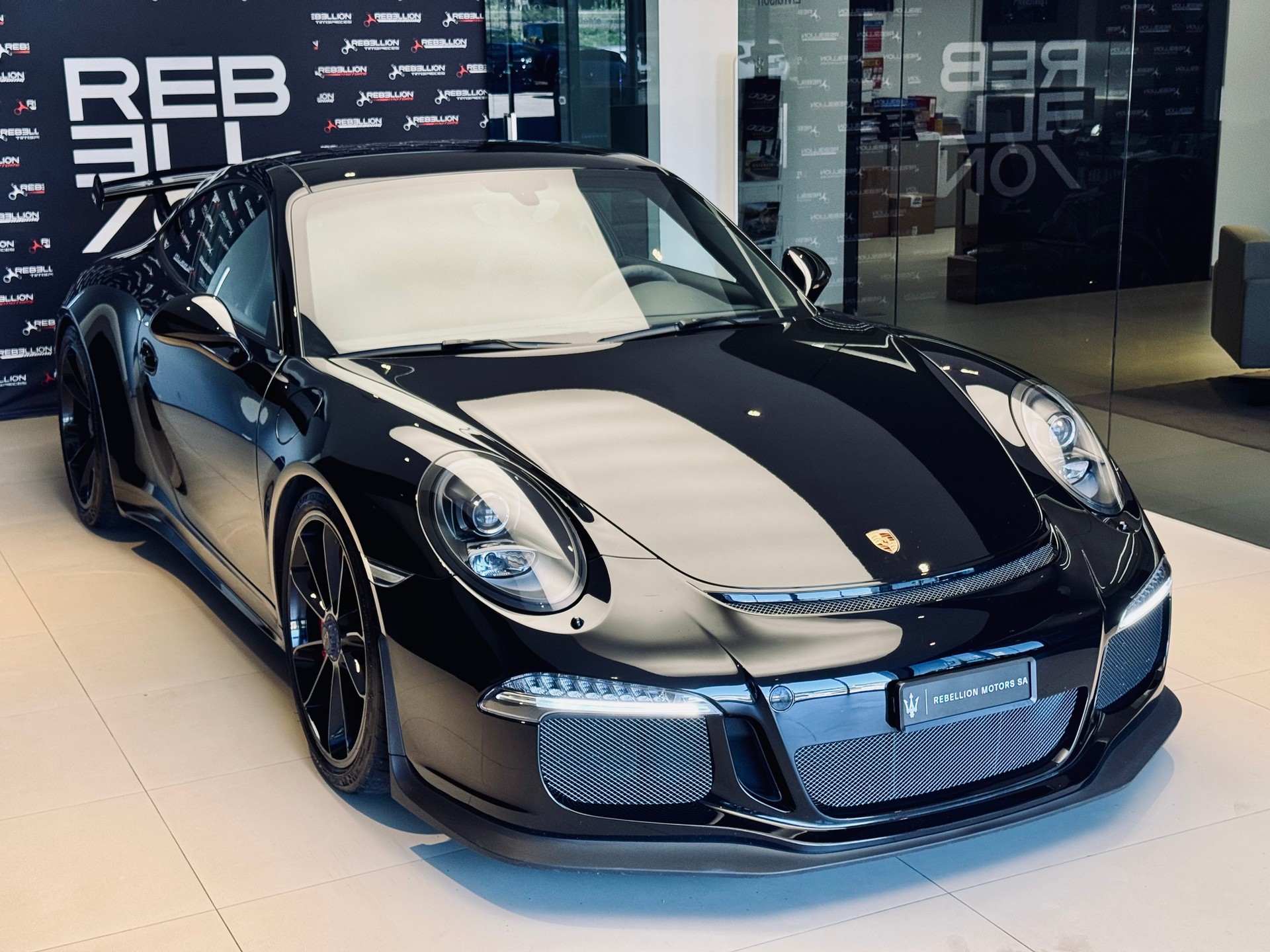 PORSCHE 911 GT3 PDK-showroom-element-2