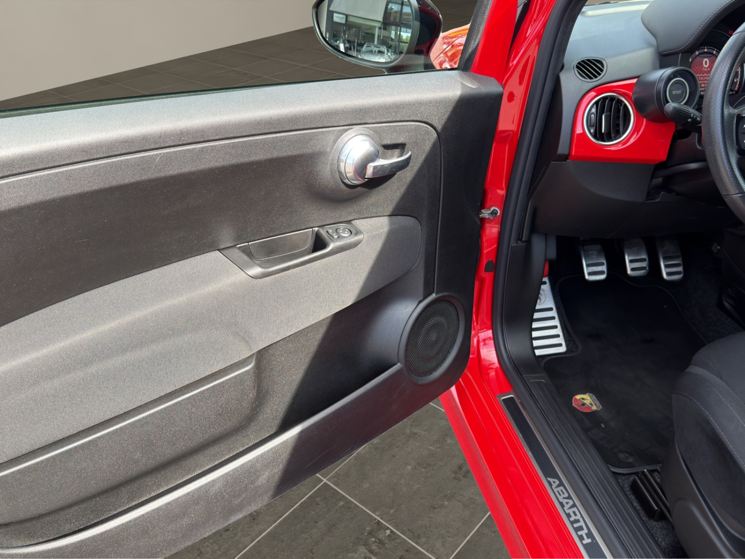 FIAT 595 Abarth 1.4 T-Jet 145-image-15