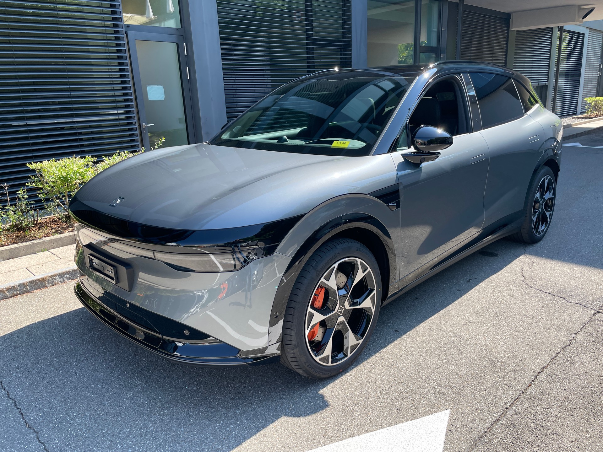ZEEKR 7X 100kWh Privilege AWD mit Comfort und Cockpitpaket, AHK, Modell 2026