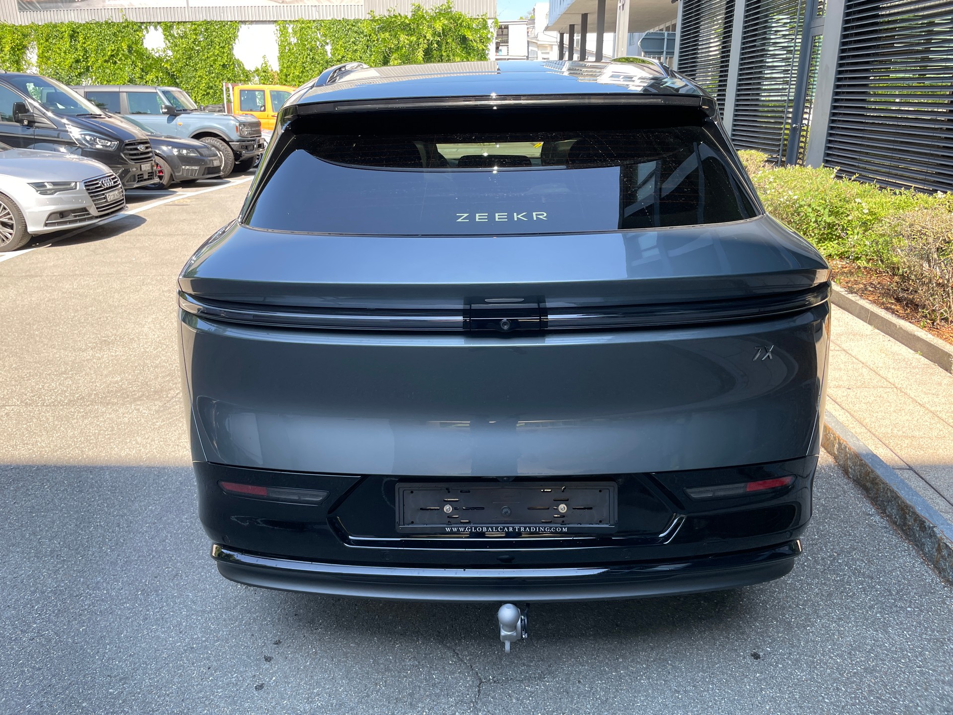 ZEEKR 7X 100kWh Privilege AWD mit Comfort und Cockpitpaket, AHK, Modell 2026-showroom-element-3