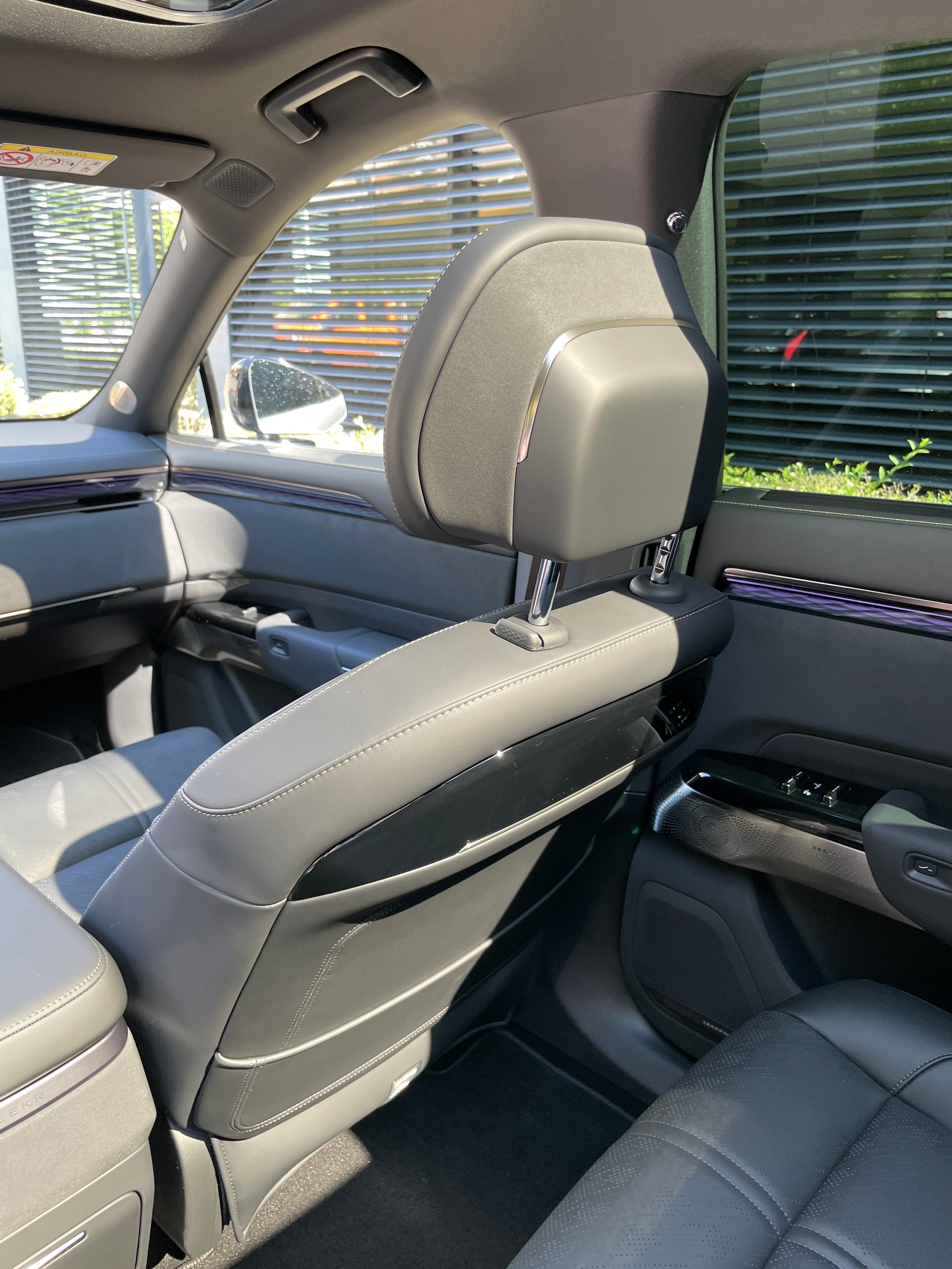 ZEEKR 7X 100kWh Privilege AWD mit Comfort und Cockpitpaket, AHK, Modell 2026-image-19