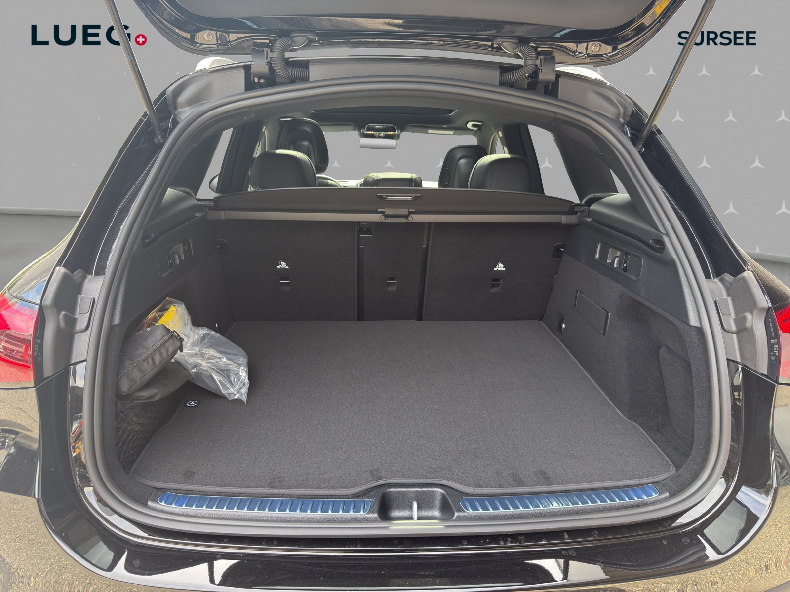 MERCEDES-BENZ GLC 53 AMG 4Matic+ 9G-Tronic-image-14