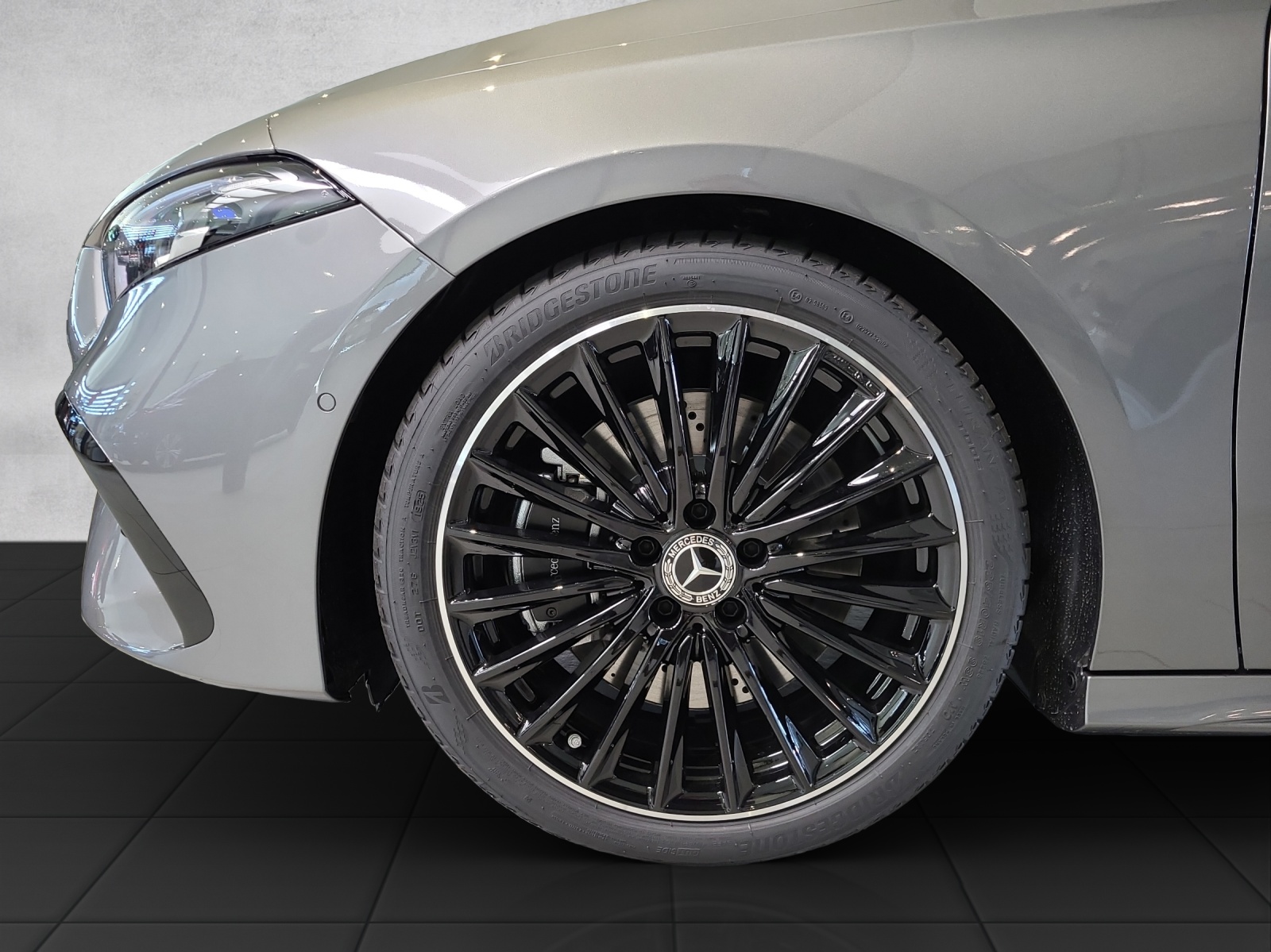 MERCEDES-BENZ A 250 AMG Line 4M W177-showroom-element-1