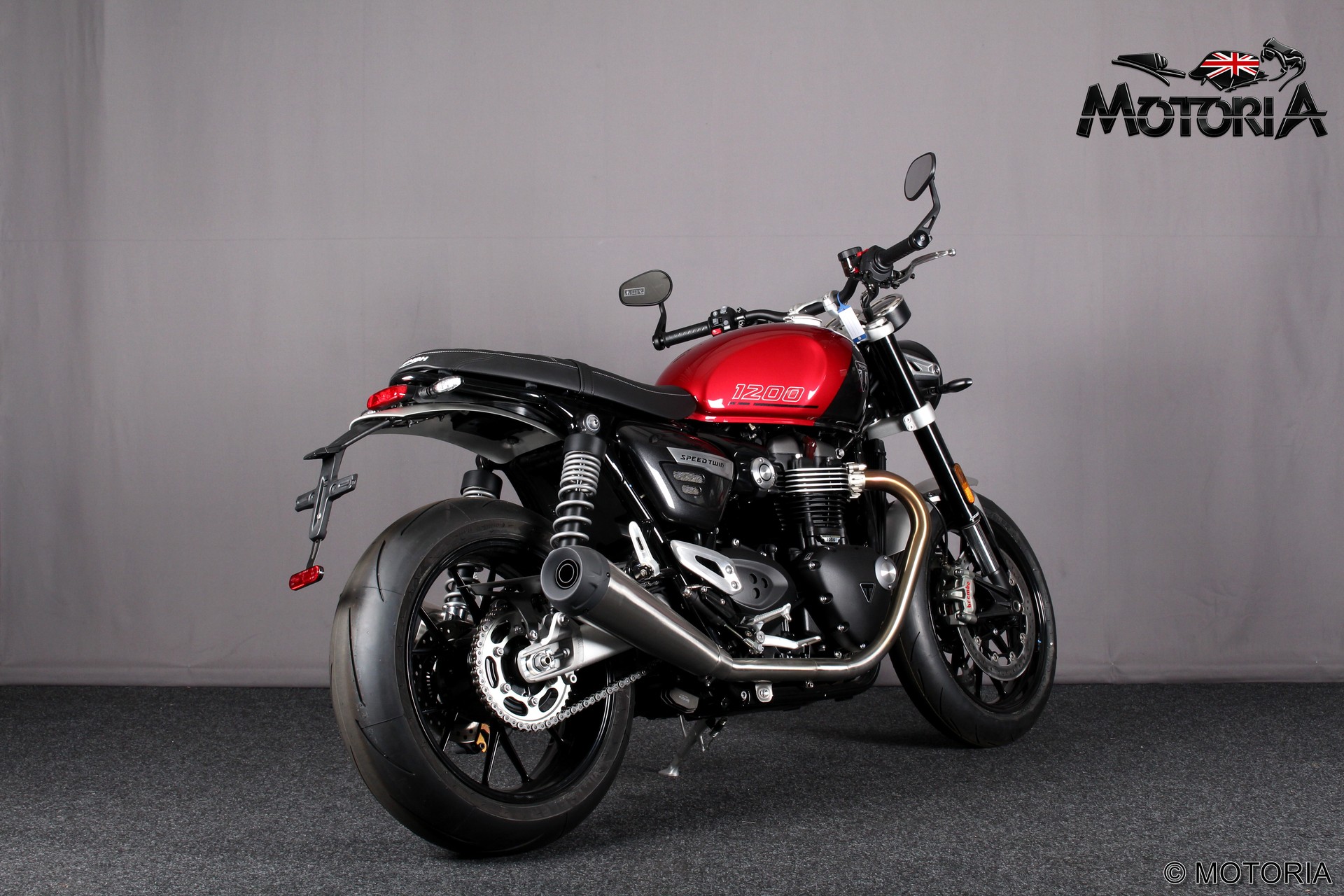 TRIUMPH Speed Twin 1200-image-2