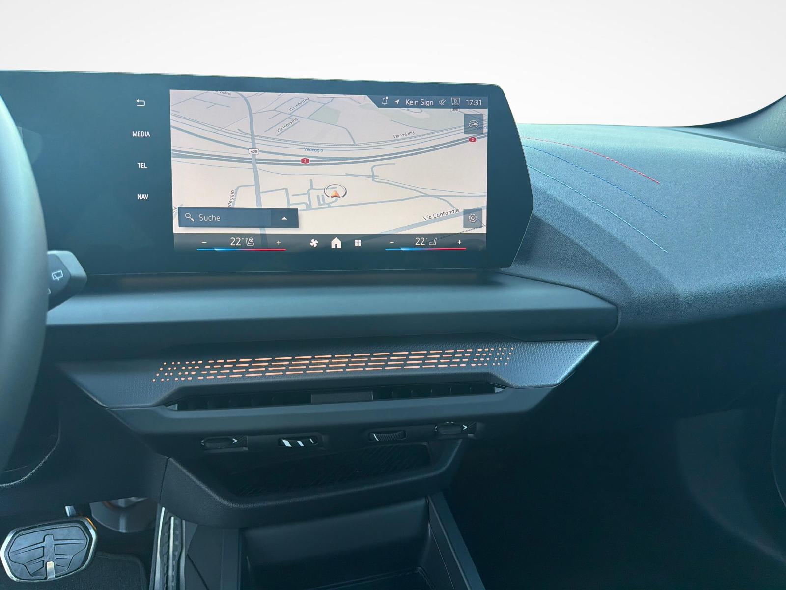 BMW 1er Reihe F70 123 xDrive-image-14