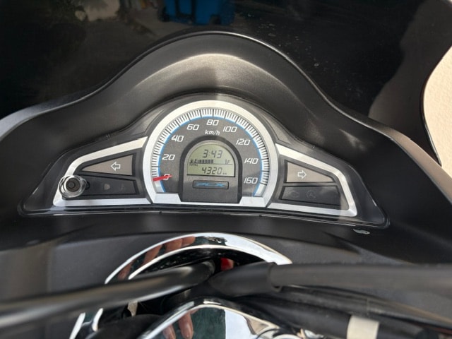 HONDA PCX 125 i-image-3