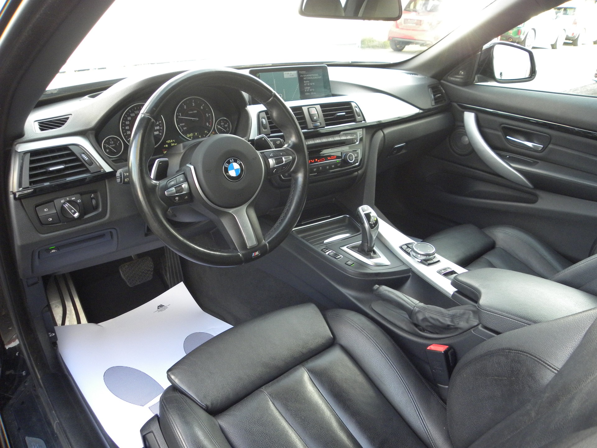 BMW 435d Cabriolet xDrive M-Sport Steptronic-image-4