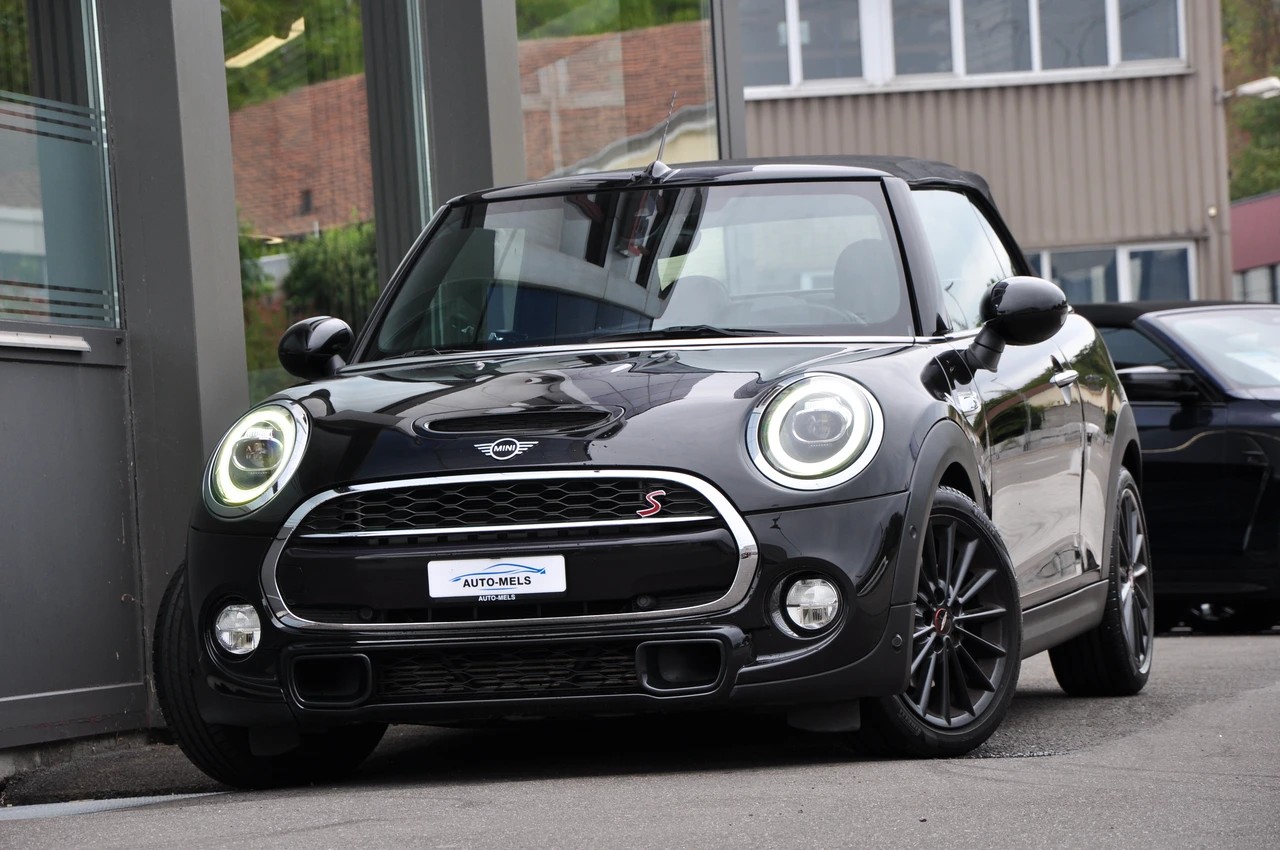 MINI Cooper S Cabriolet DKG-showroom-element-2