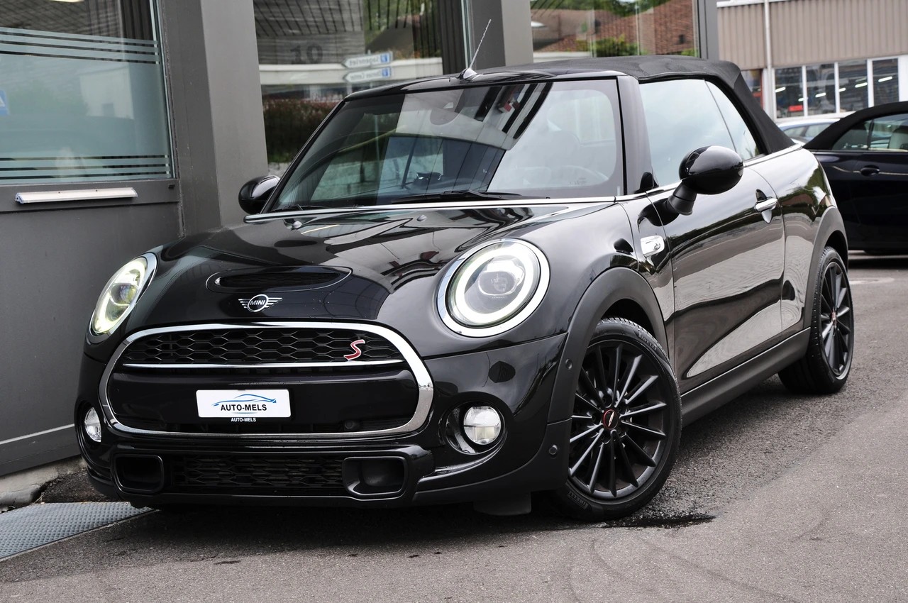 MINI Cooper S Cabriolet DKG-showroom-element-1