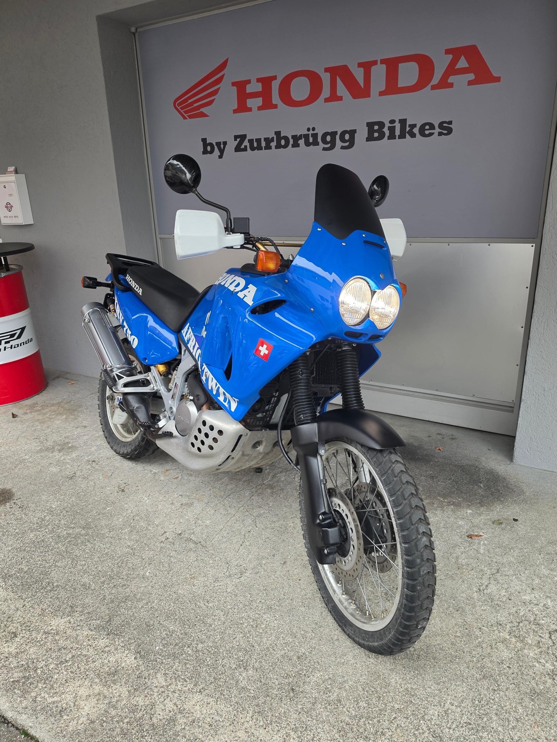 HONDA XRV 750 Africa Twin-image-4