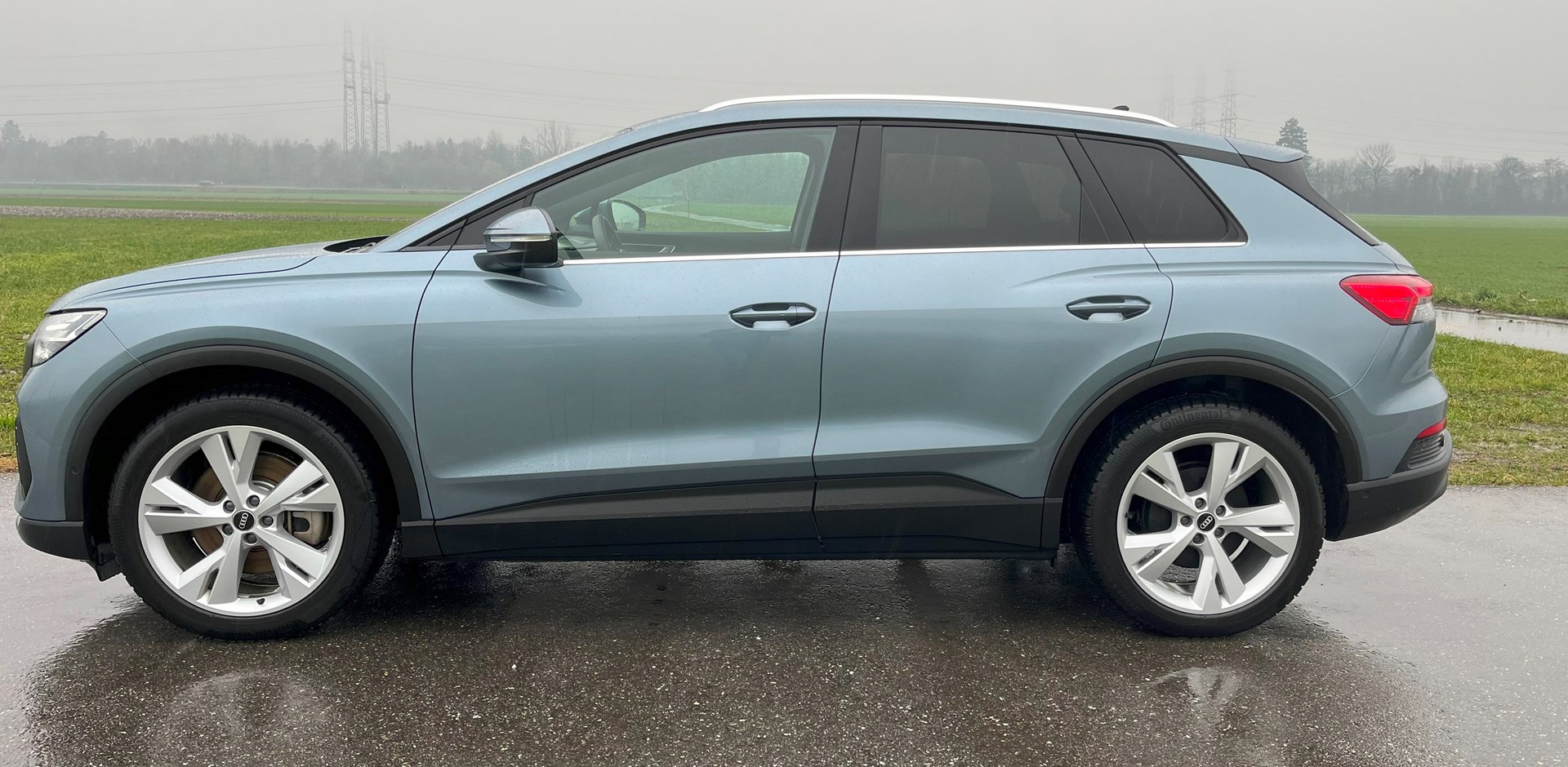AUDI Q4 e-tron 40-image-2