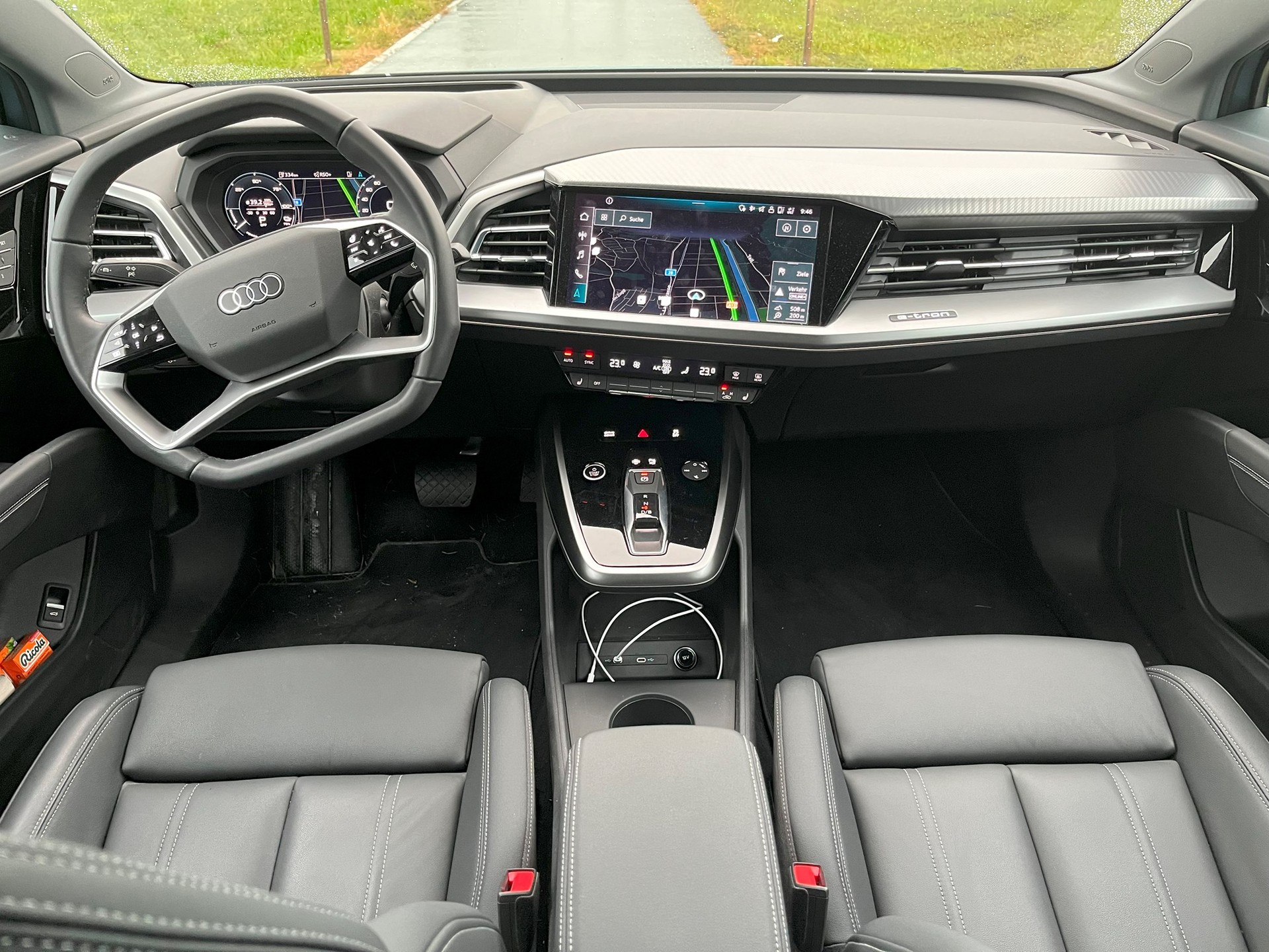 AUDI Q4 e-tron 40-image-5
