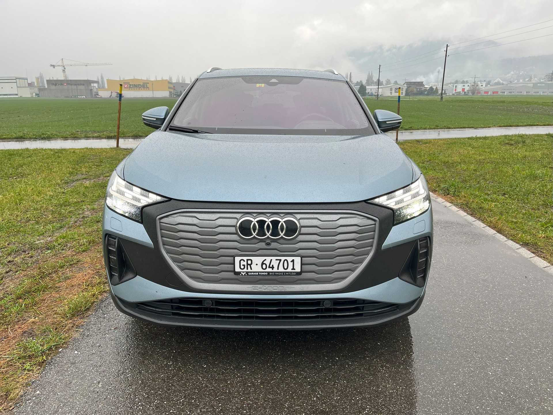 AUDI Q4 e-tron 40-image-3