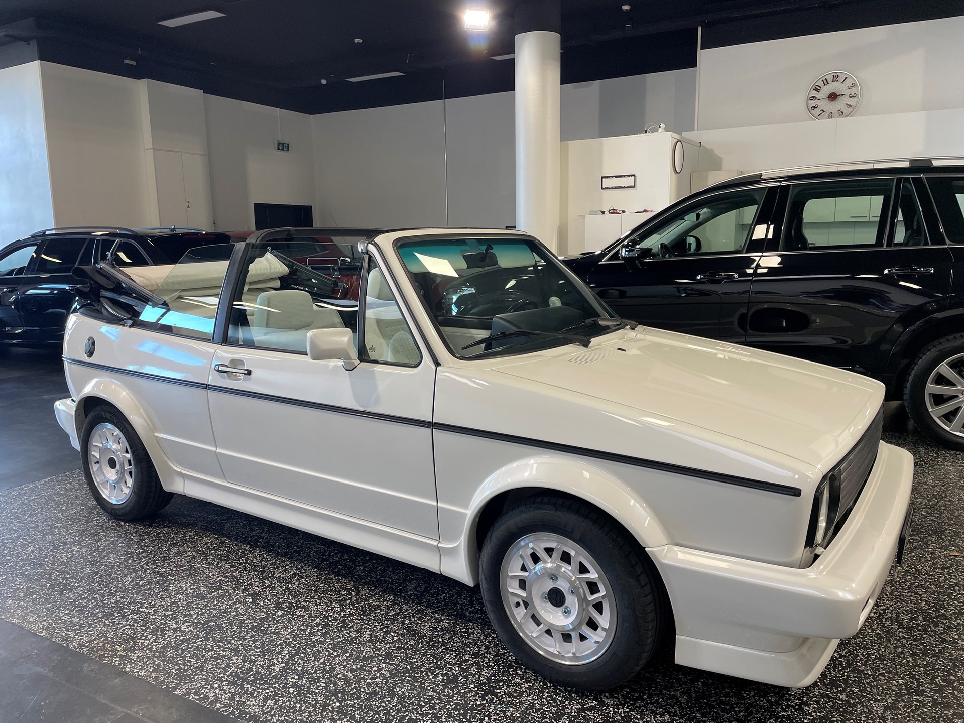 VW GOLF 1-image-6