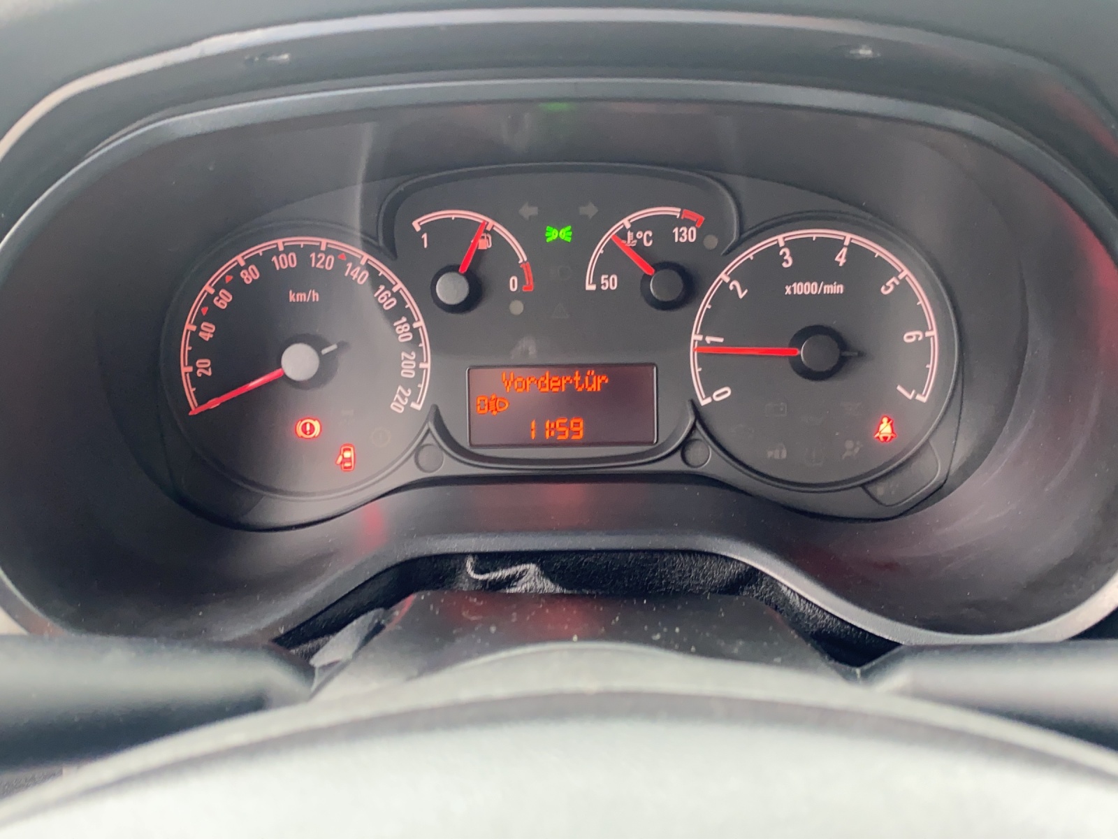 OPEL Combo 1.4 Turbo Cosmo L1H1-image-17