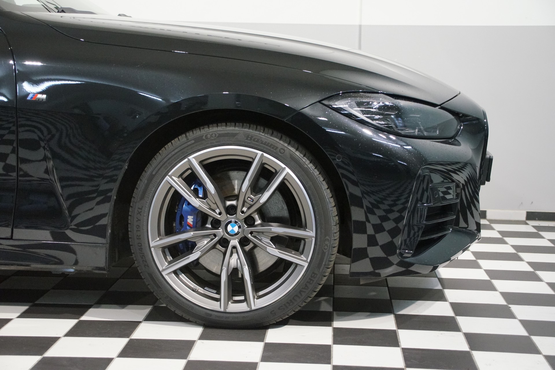 BMW M440i xDrive 48V Cabriolet Steptronic-showroom-element-1