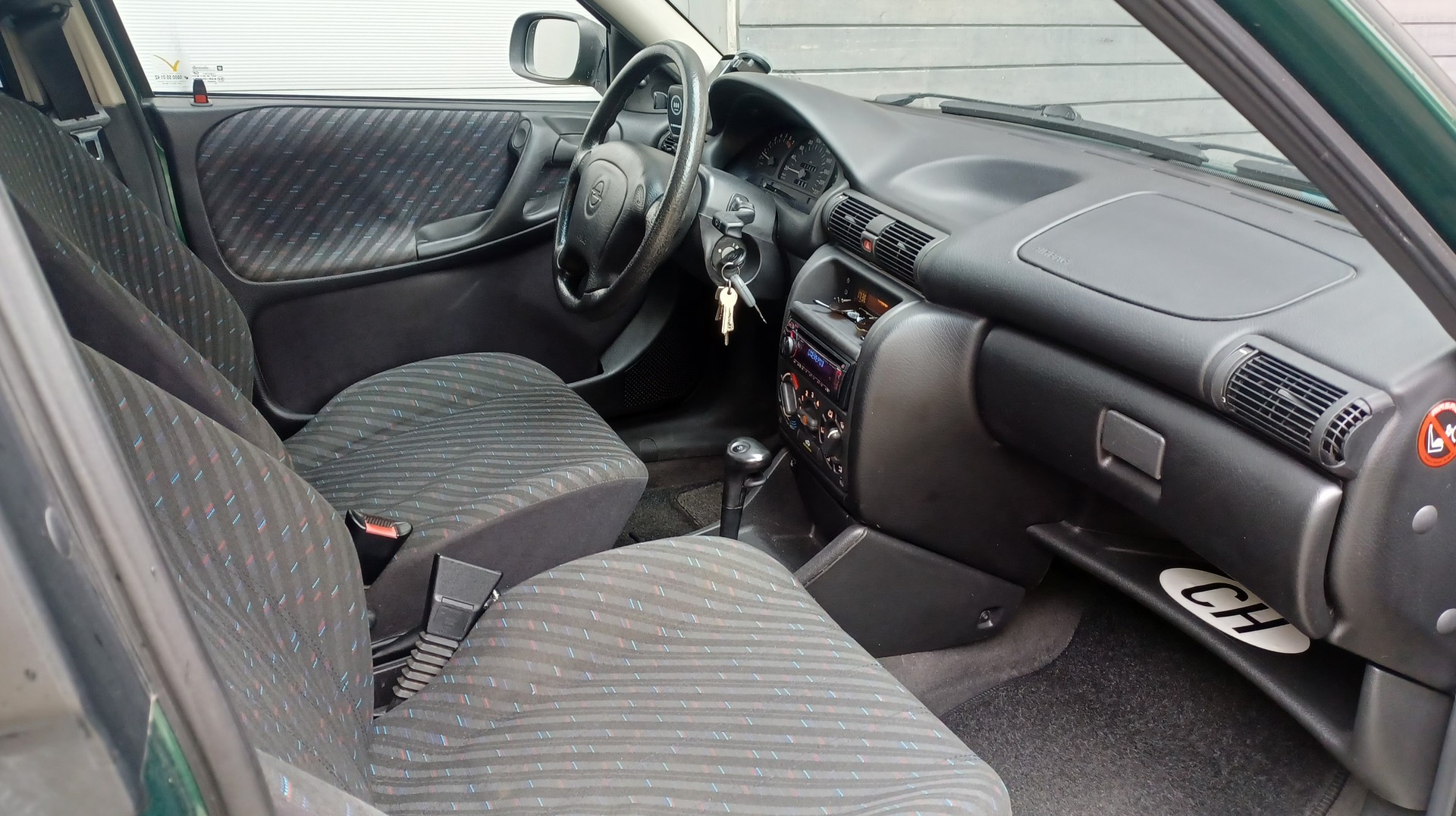 OPEL Astra Caravan 1.6i 16V Special-image-9