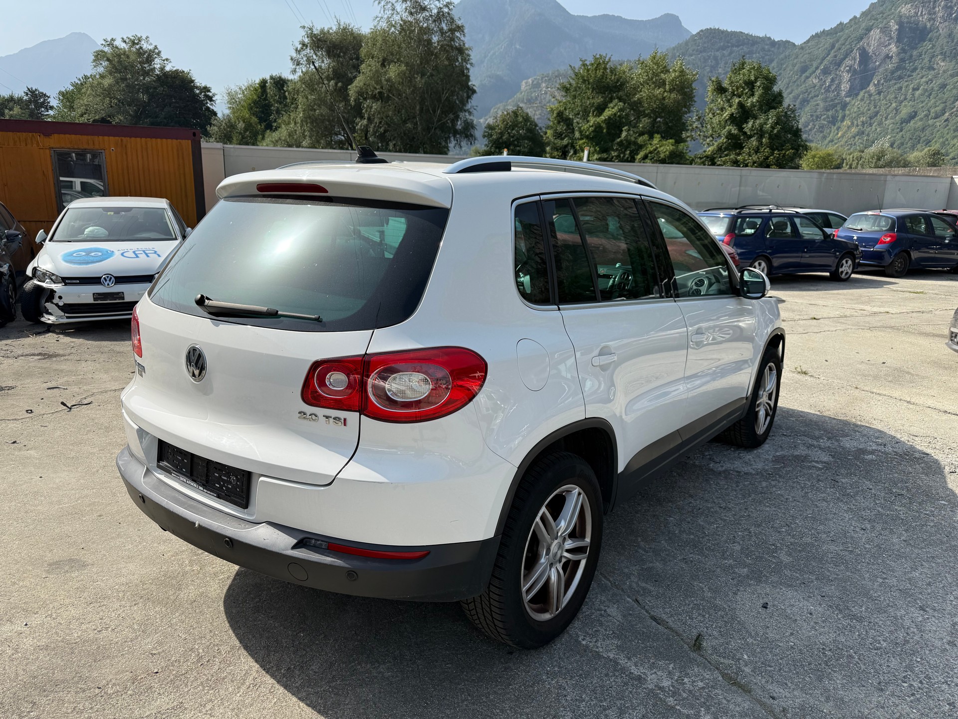 VW Tiguan 2.0 TSI Sport&Style-image-6