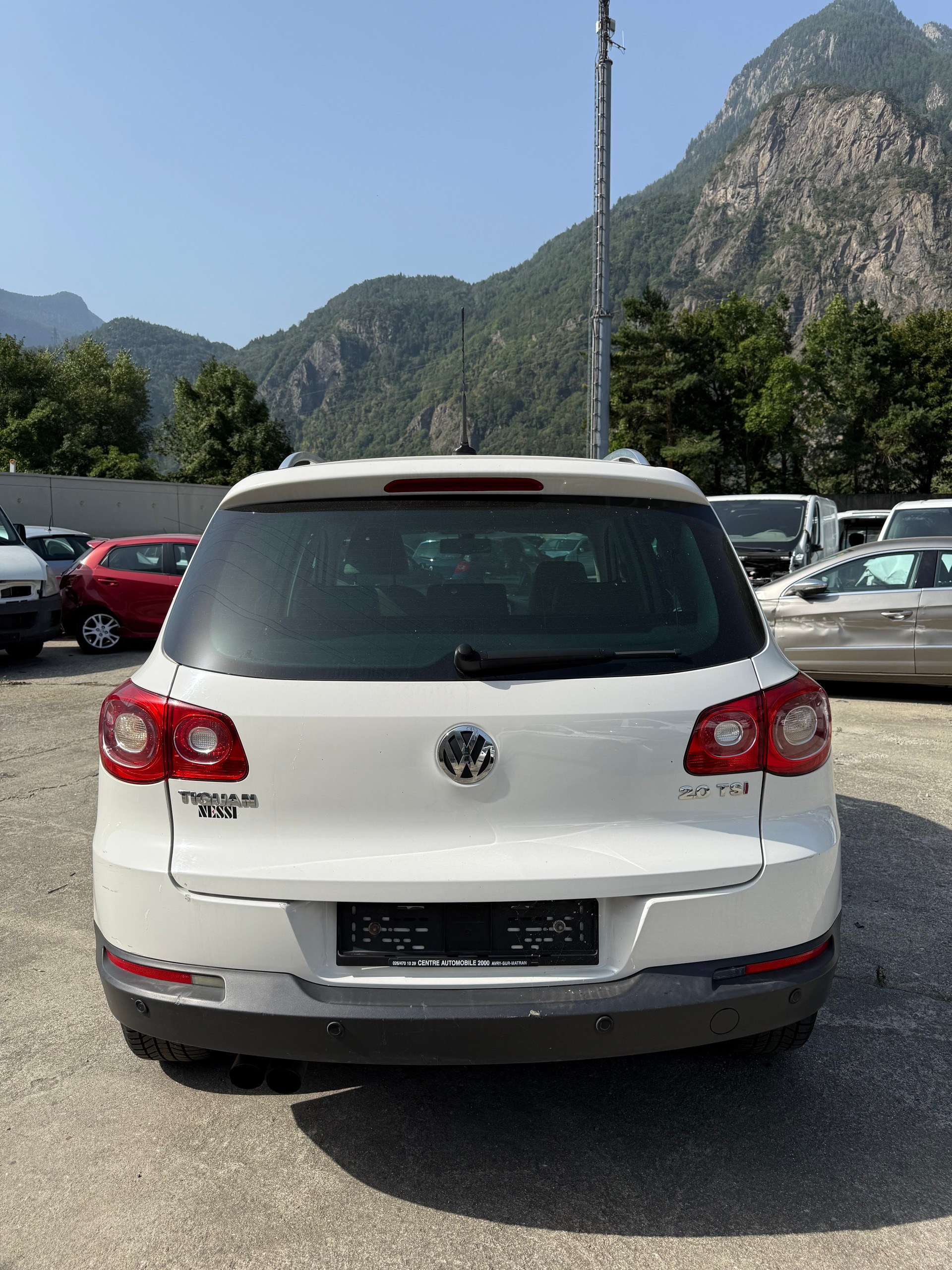 VW Tiguan 2.0 TSI Sport&Style-image-7