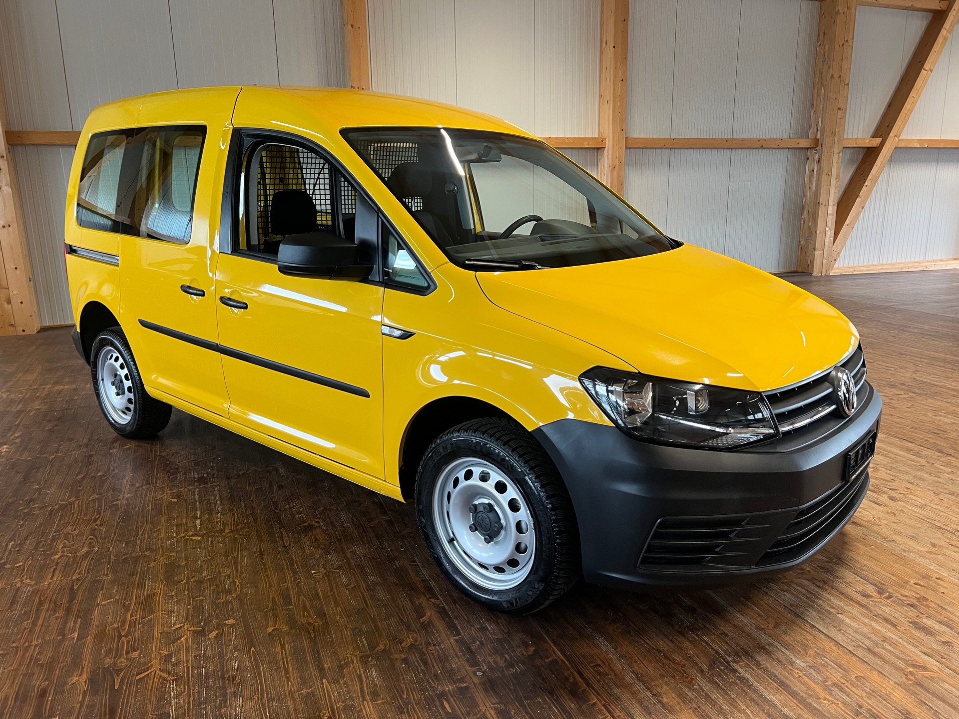 VW Caddy 2.0TDI 4Motion BlueMotion Technology DSG-showroom-element-2