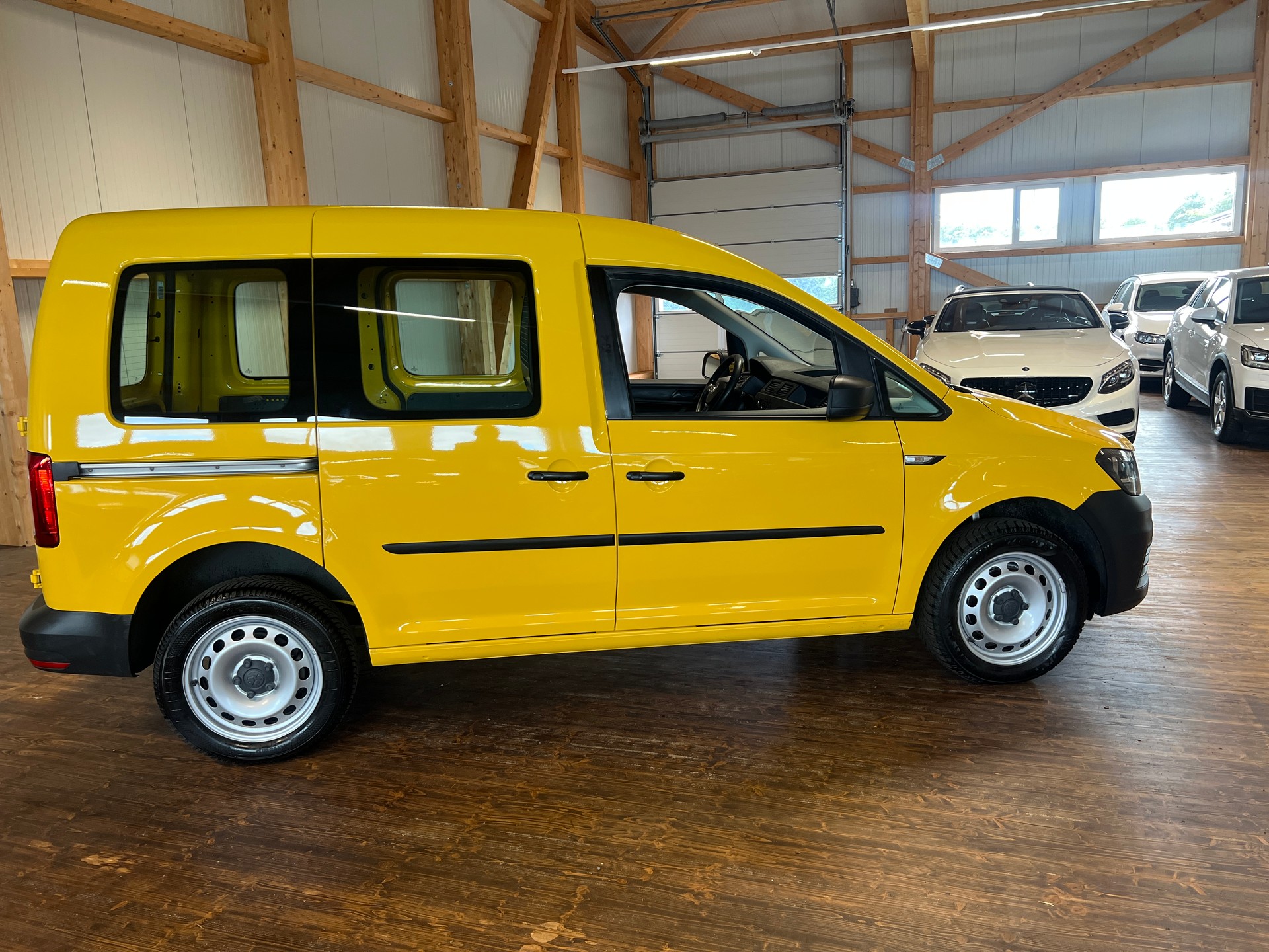 VW Caddy 2.0TDI 4Motion BlueMotion Technology DSG-showroom-element-3