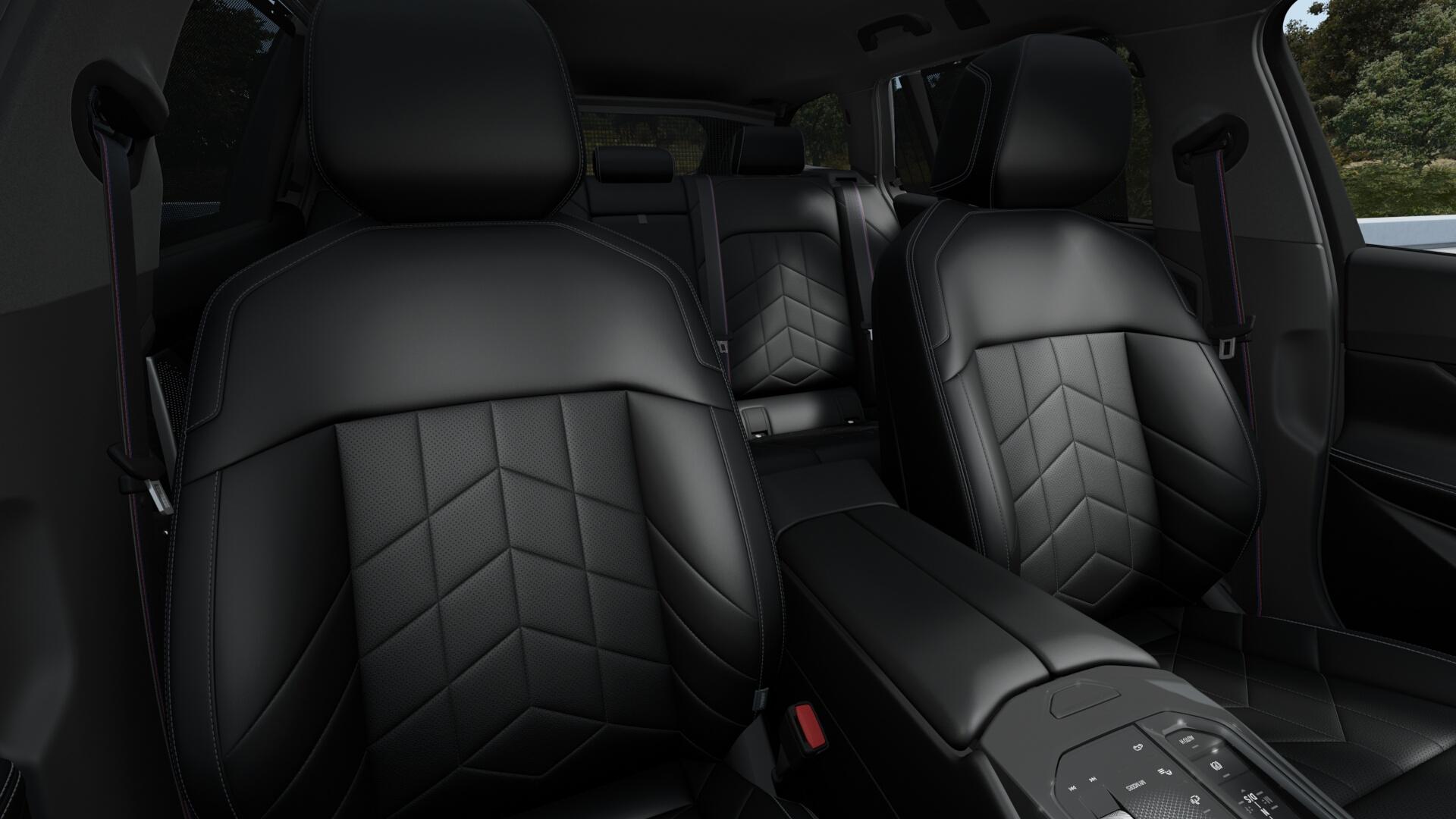 BMW 550e xDrive Touring-image-4