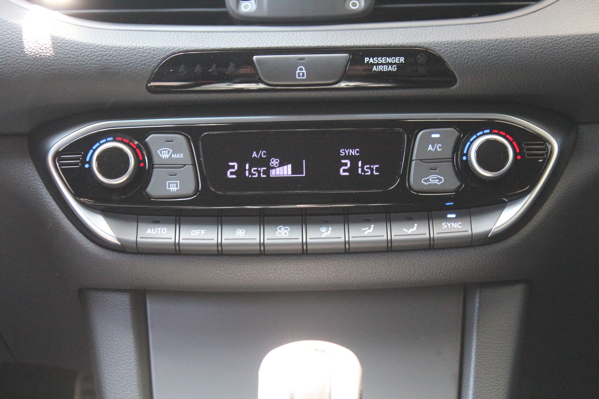 HYUNDAI i30 1.5 T-GDi N Line 48V MH DCT-image-14