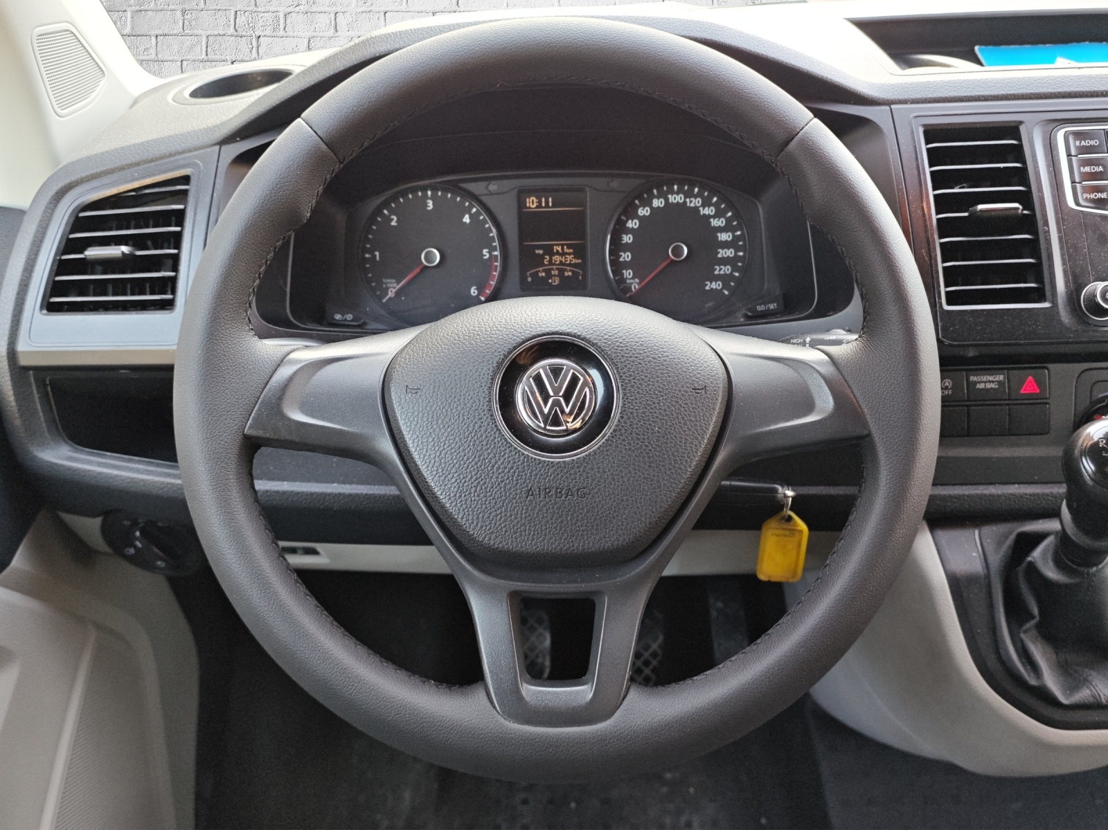 VW T6 2.0 TDI 4Motion-image-12